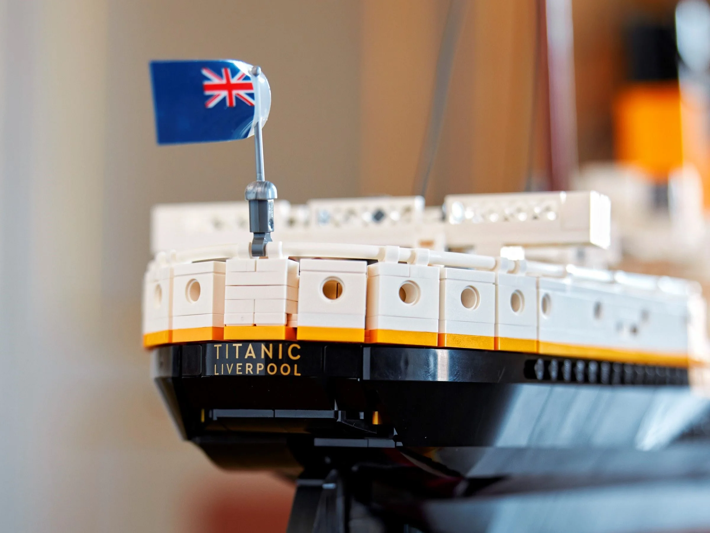 Lego Titanic - Thumbnail 2