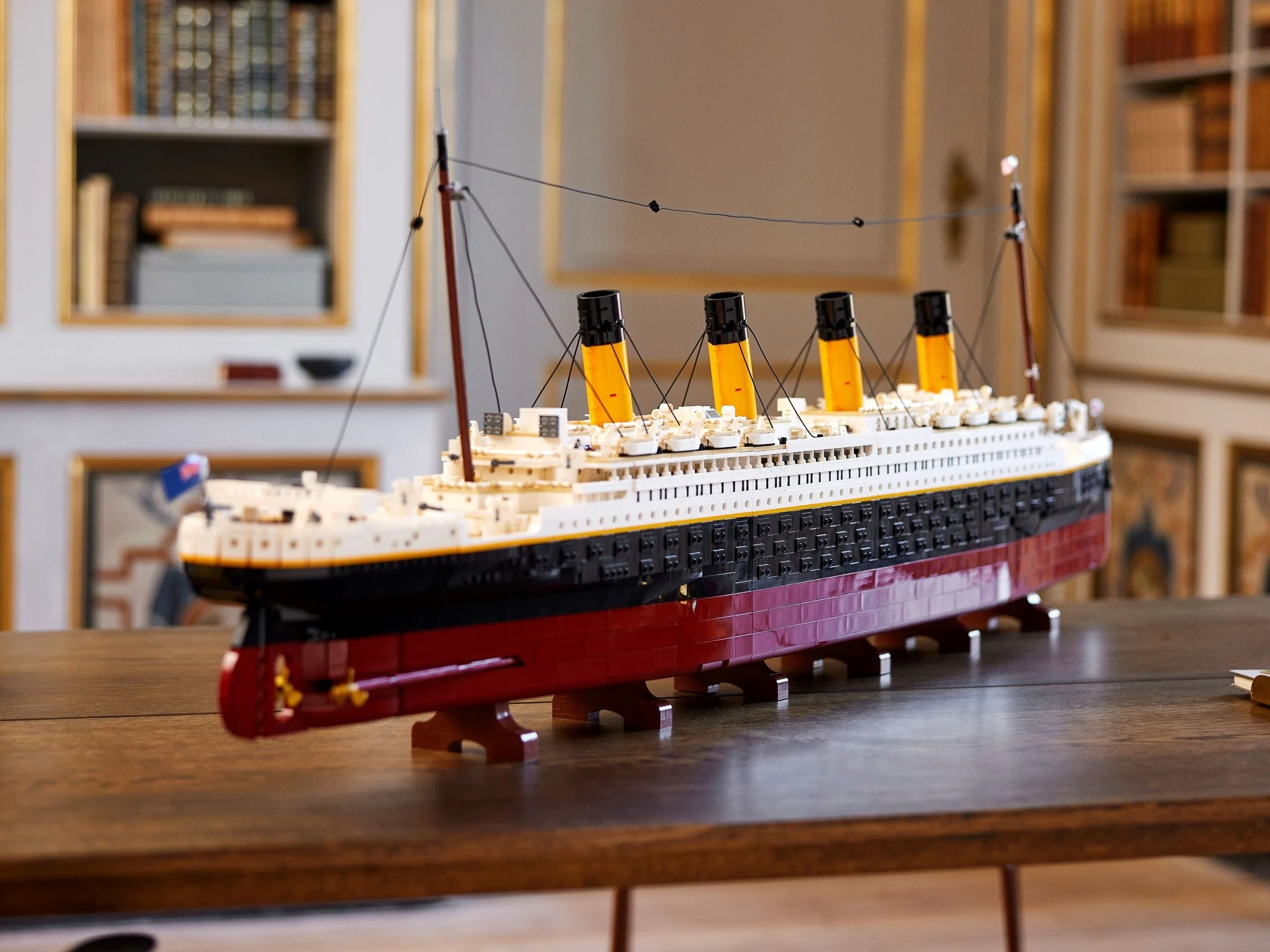 Lego Titanic - Thumbnail 11