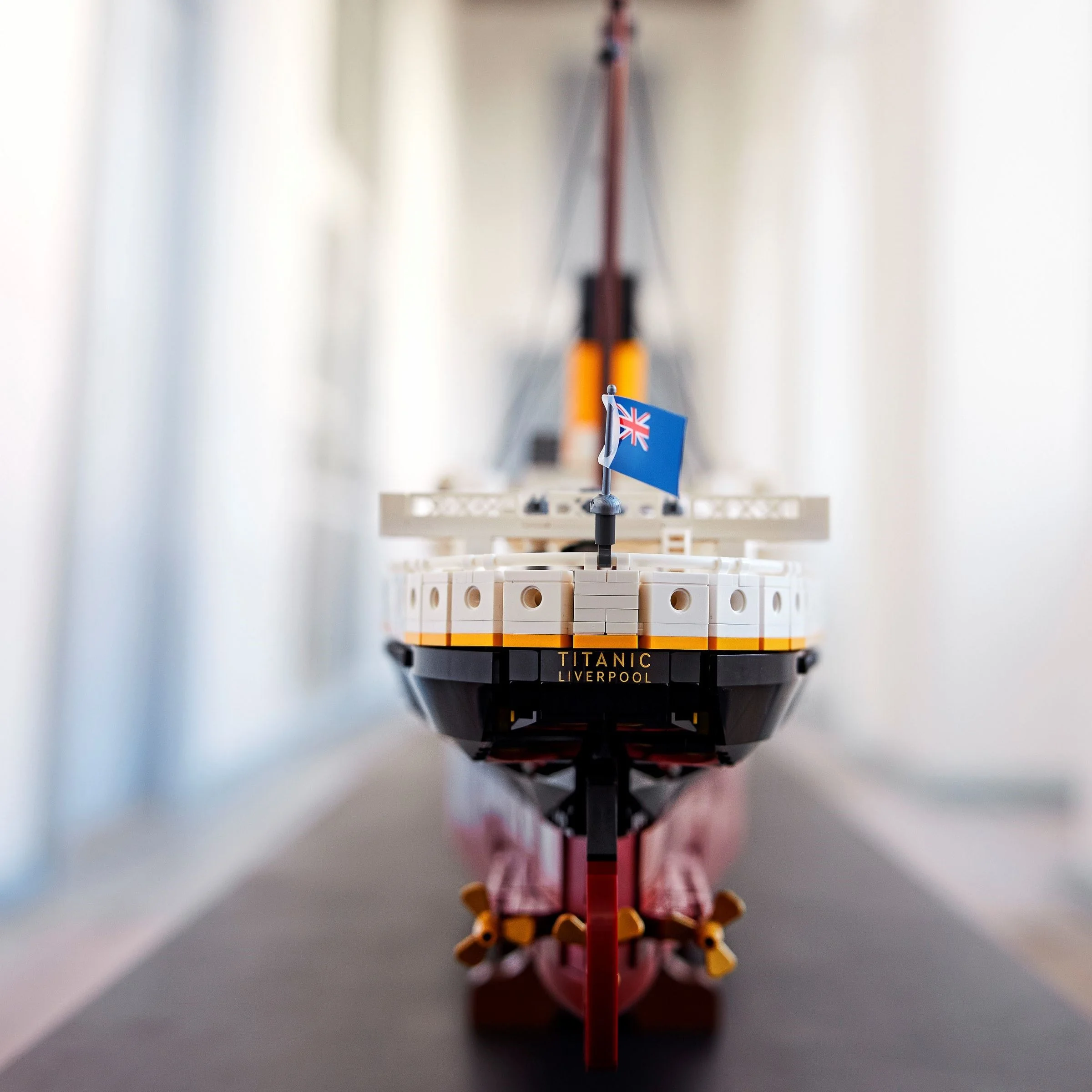 Lego Titanic - Thumbnail 16