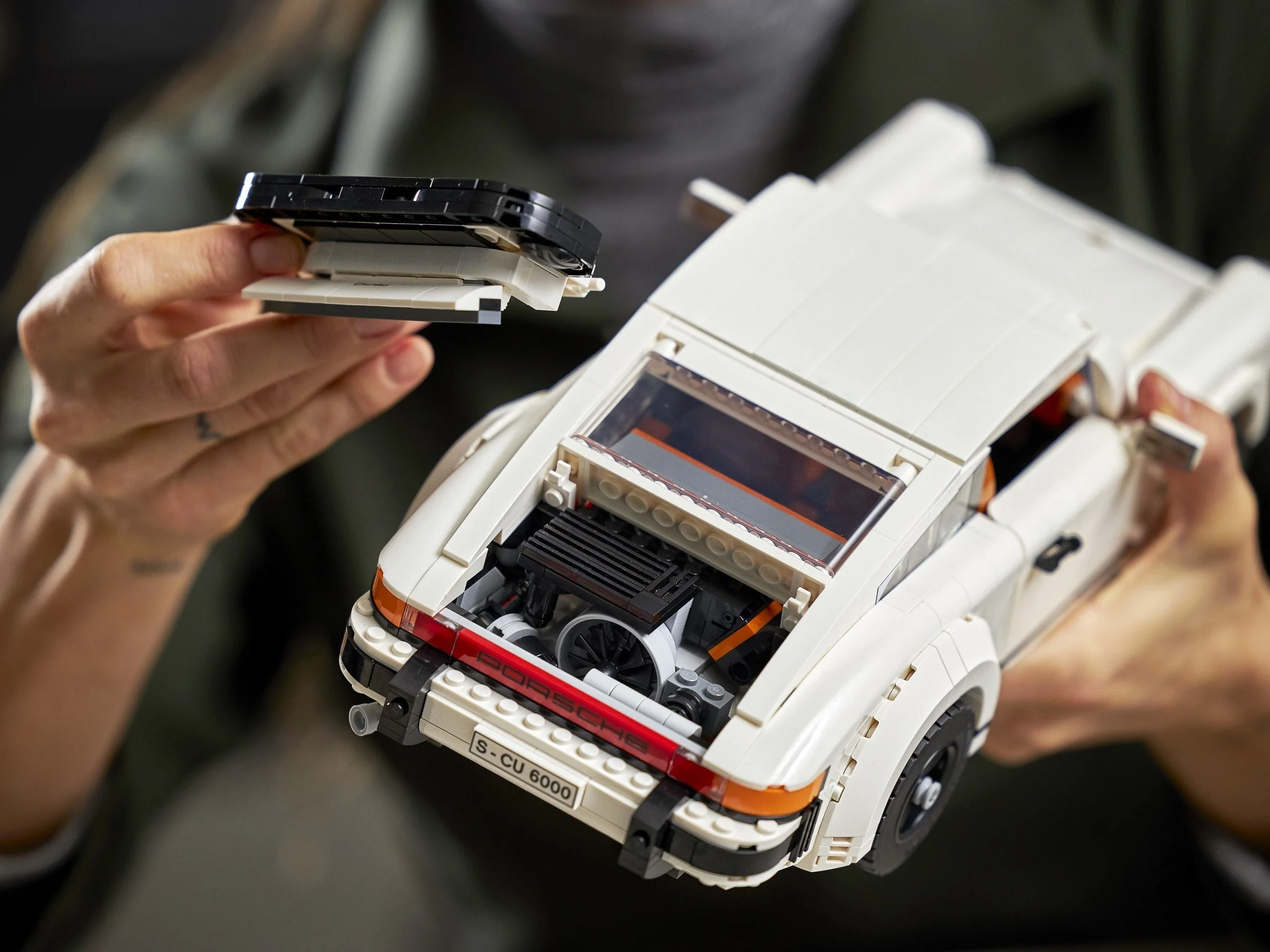 Porsche 911 - Thumbnail 17