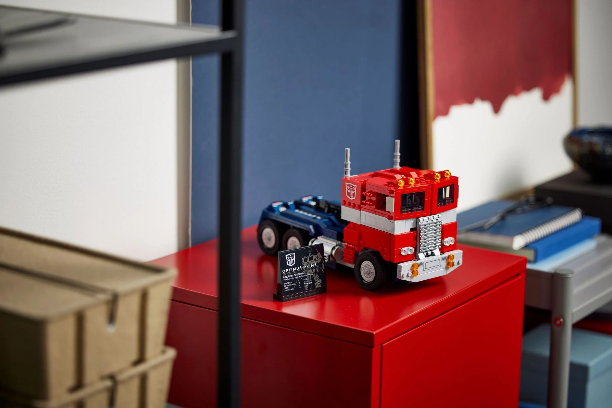 Optimus Prime - Thumbnail 9