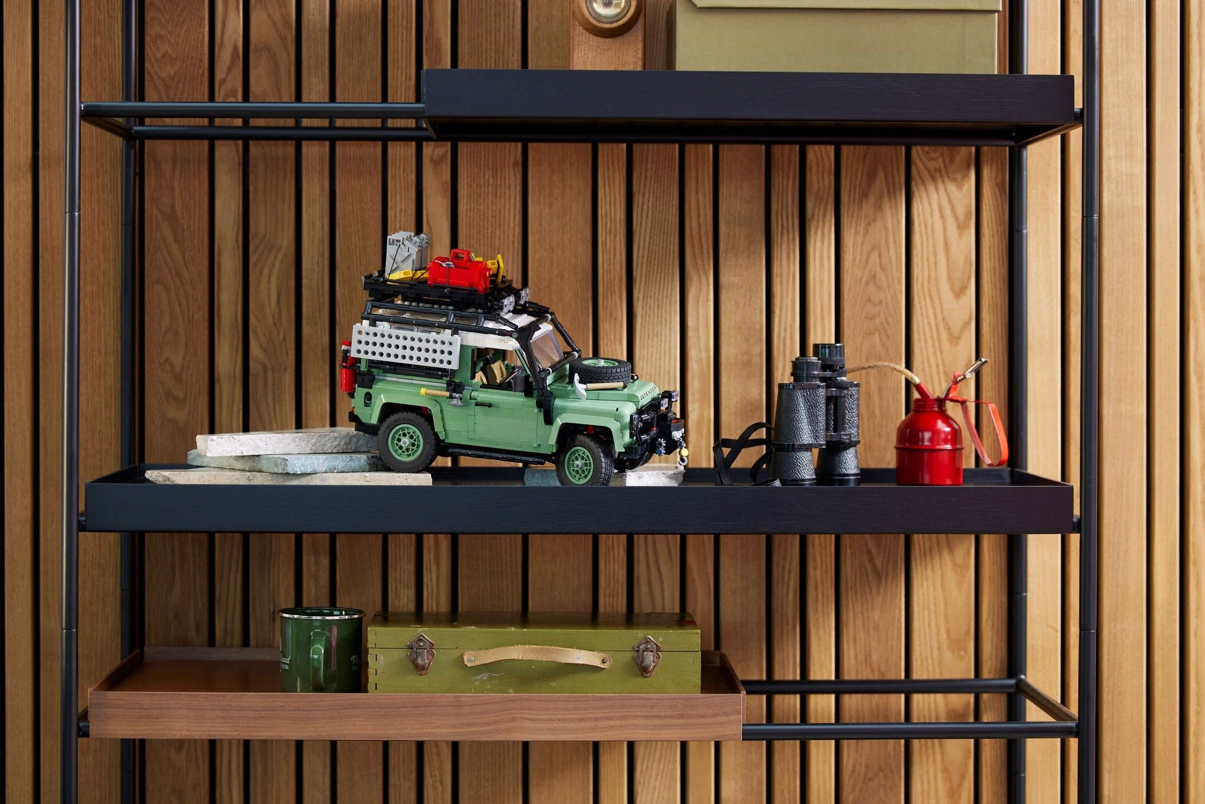 Klassischer Land Rover Defender 90 - Thumbnail 12