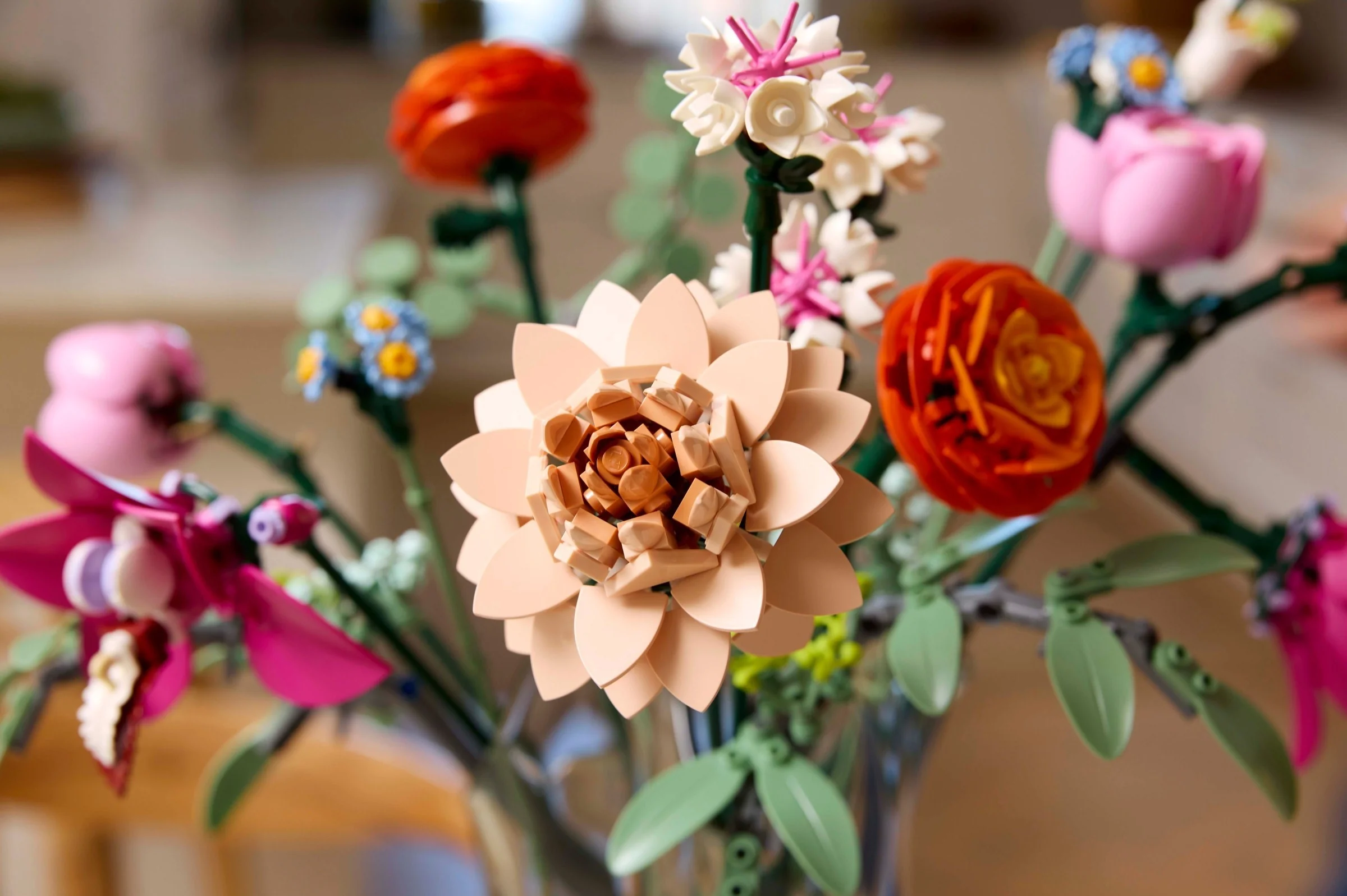 Schöner Rosafarbener Blumenstrauß - Thumbnail 9