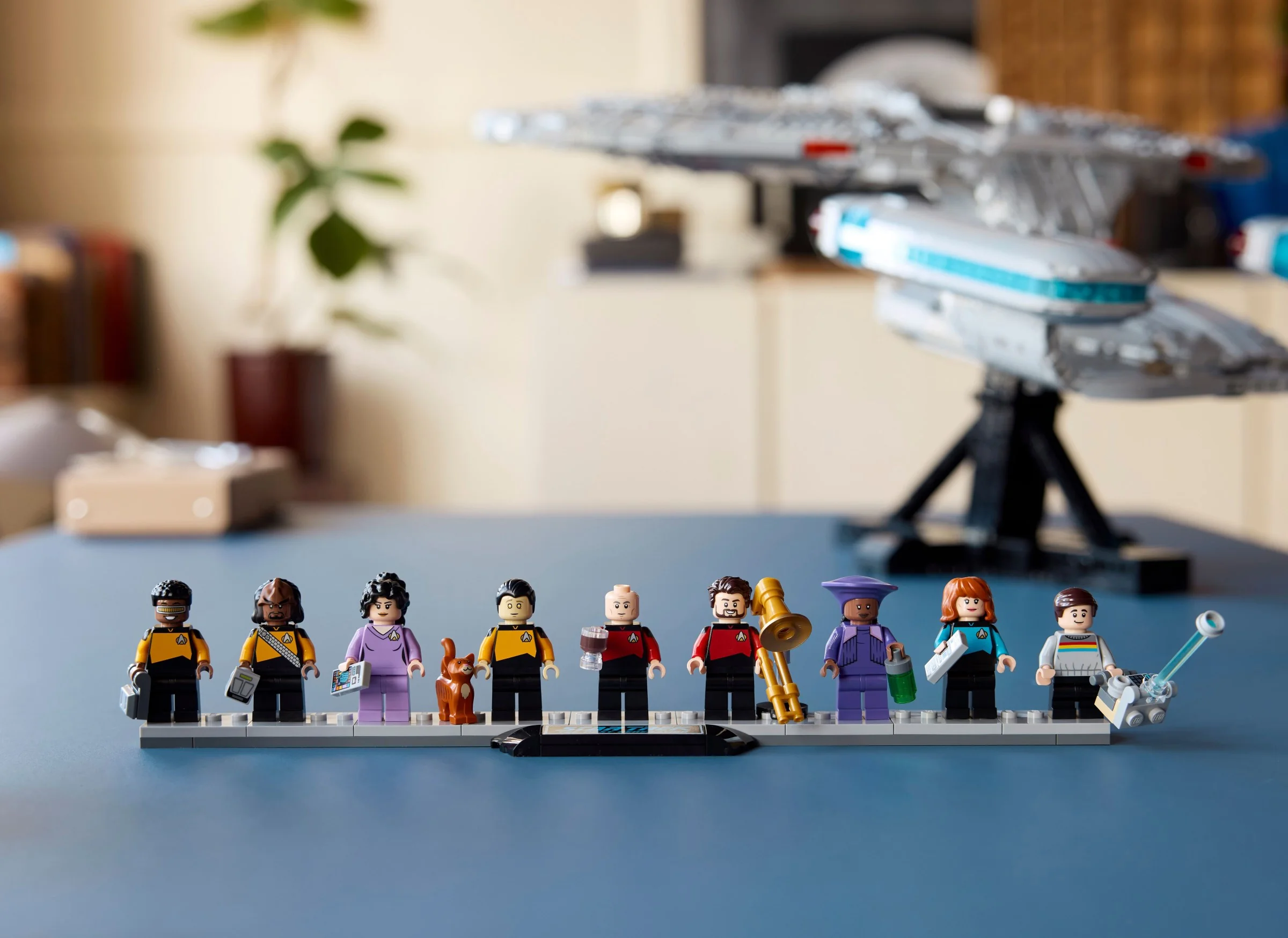 Star Trek: U.S.S. Enterprise NCC-1701-D™ - Thumbnail 14