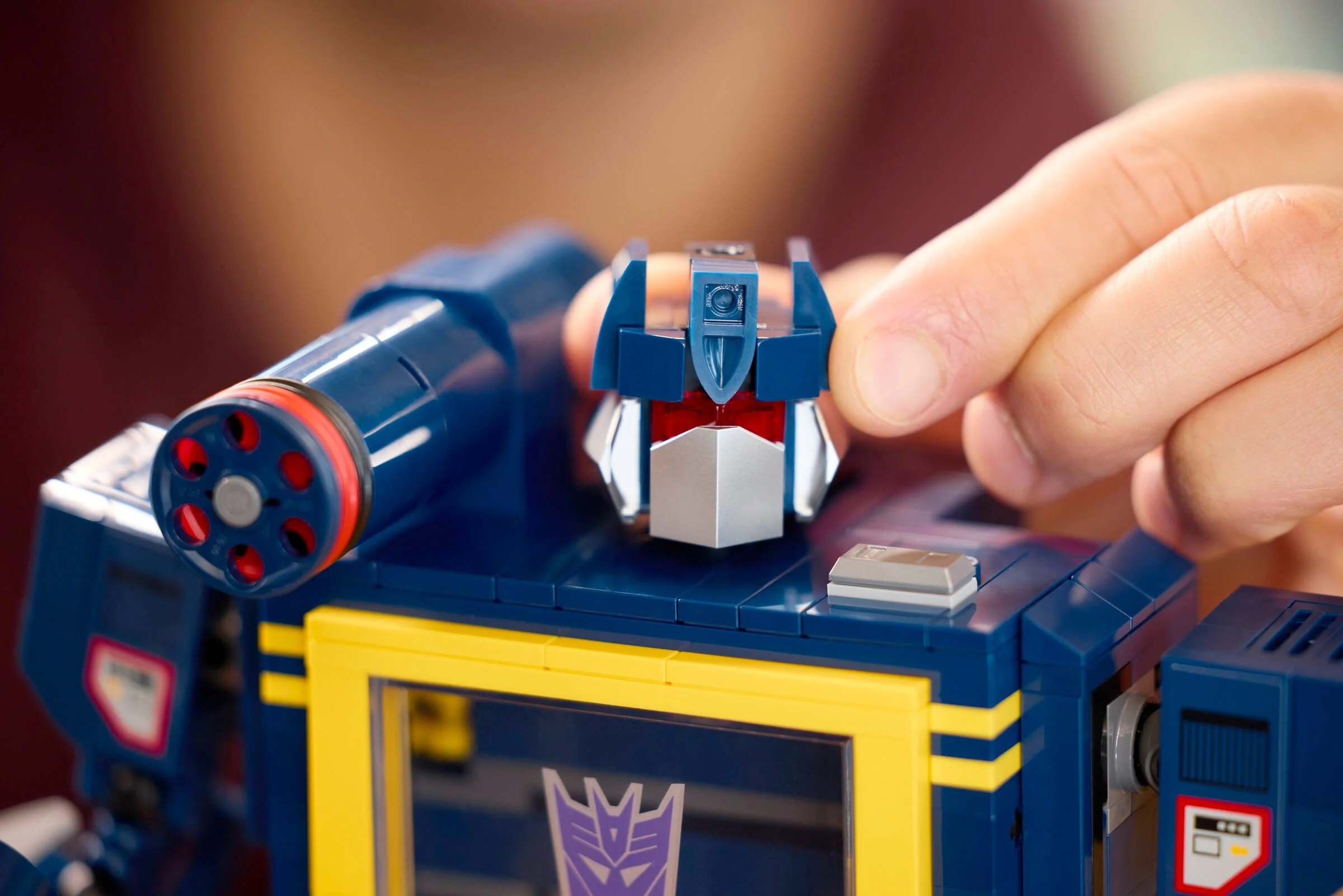 Transformers Soundwave - Thumbnail 11