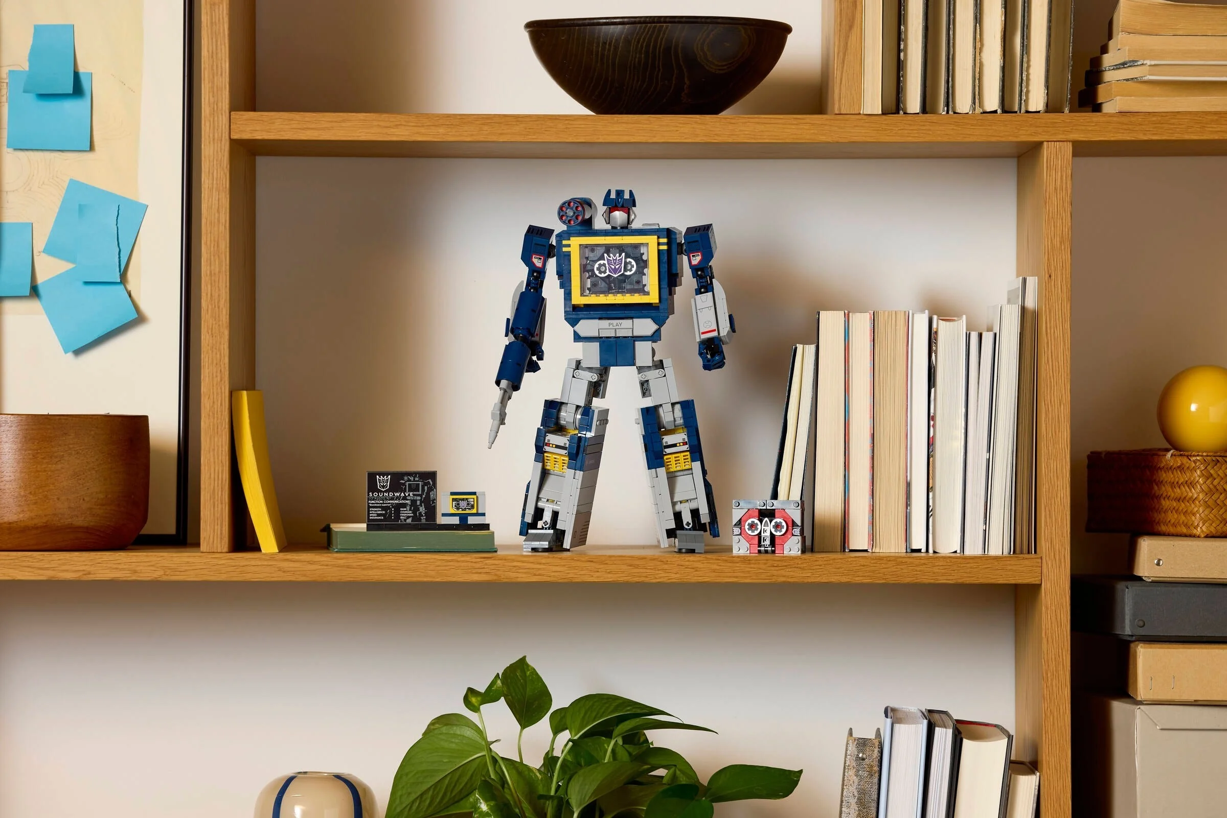 Transformers Soundwave - Thumbnail 15