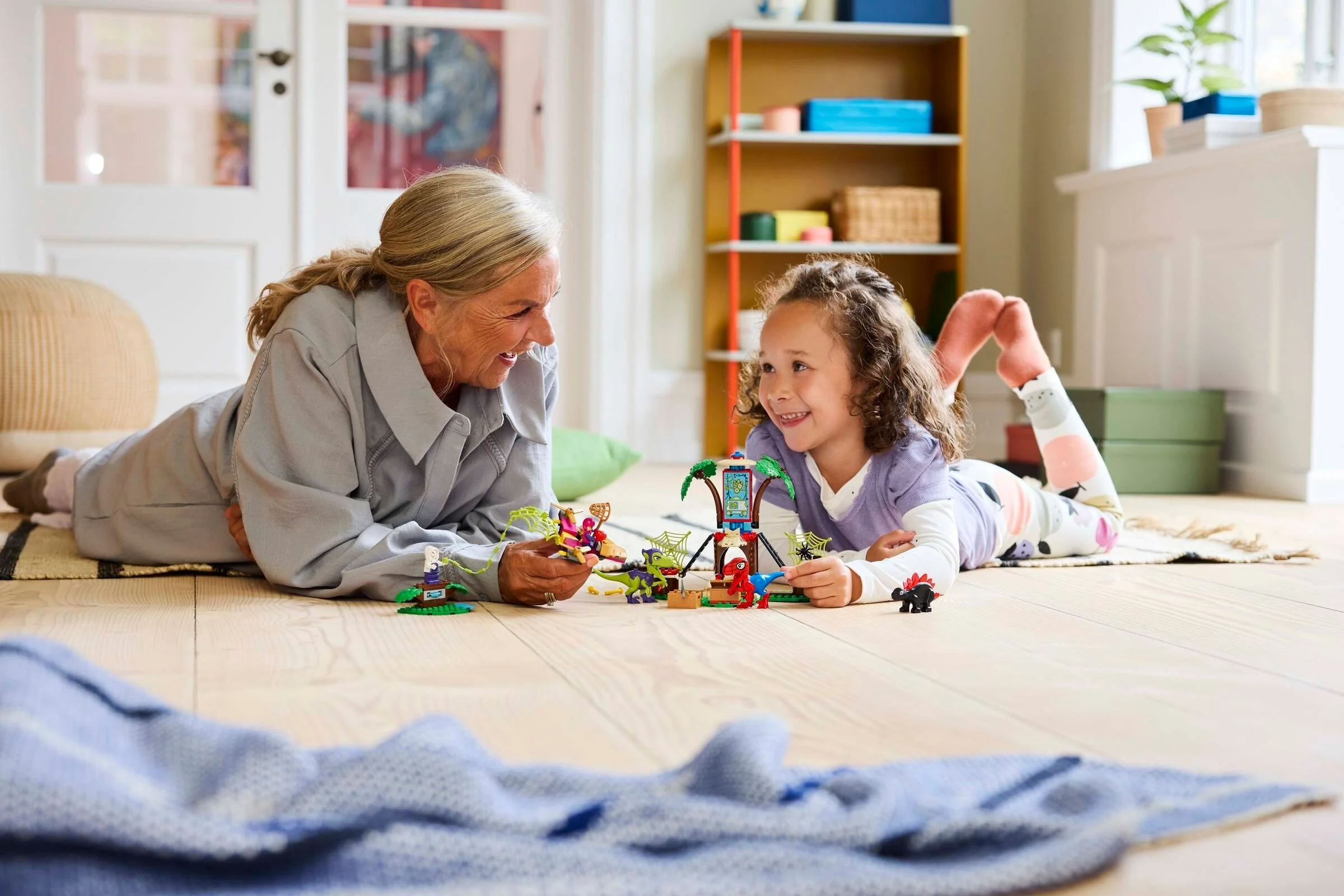 Showdown am Baumhaus: Spidey-Rex vs. Gobby-Raptor - Thumbnail 8