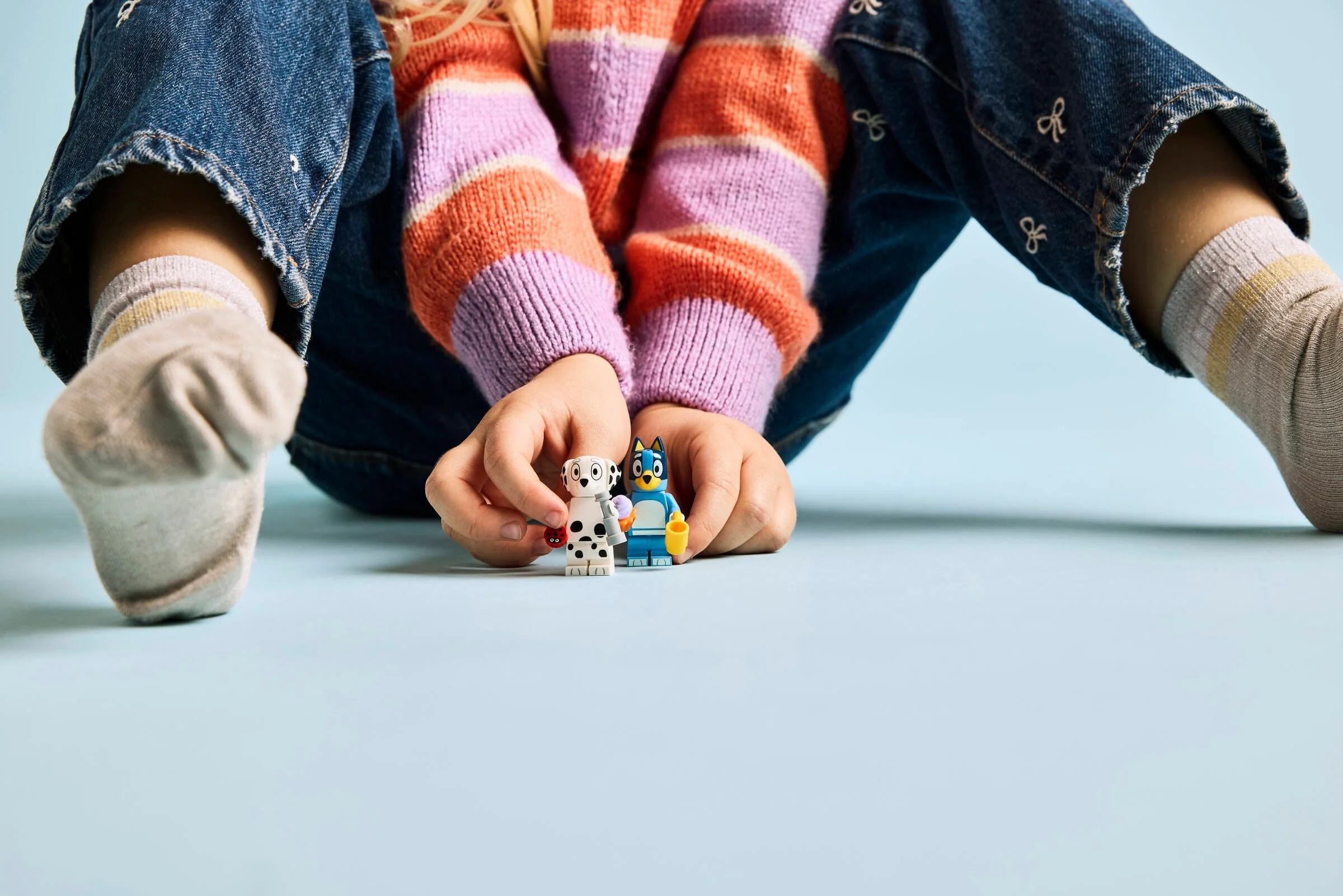 Bluey und Chloe auf dem Spielplatz - Thumbnail 3