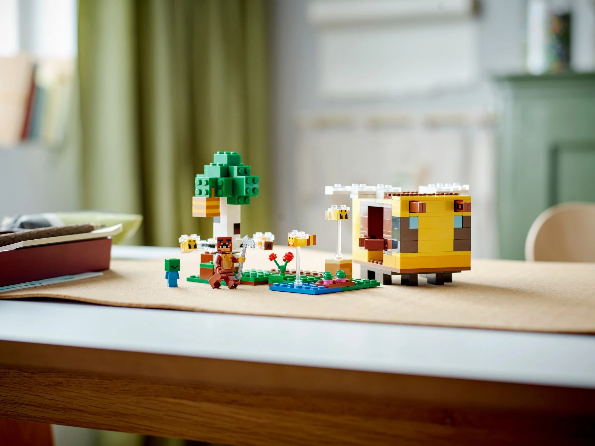 The Bee Cottage - Thumbnail 3