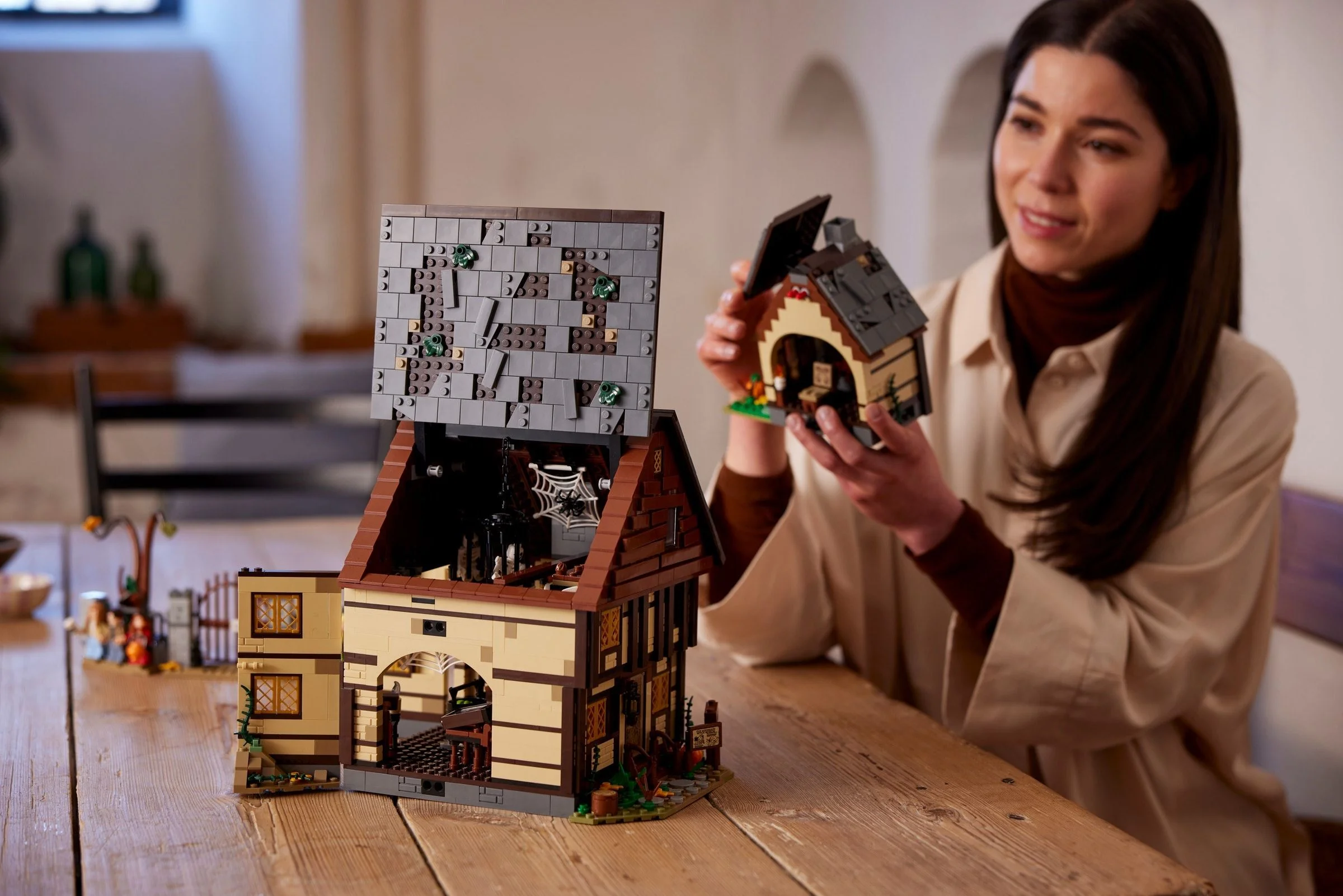 Disney Hocus Pocus: Das Hexenhaus der Sanderson-Schwestern - Thumbnail 13