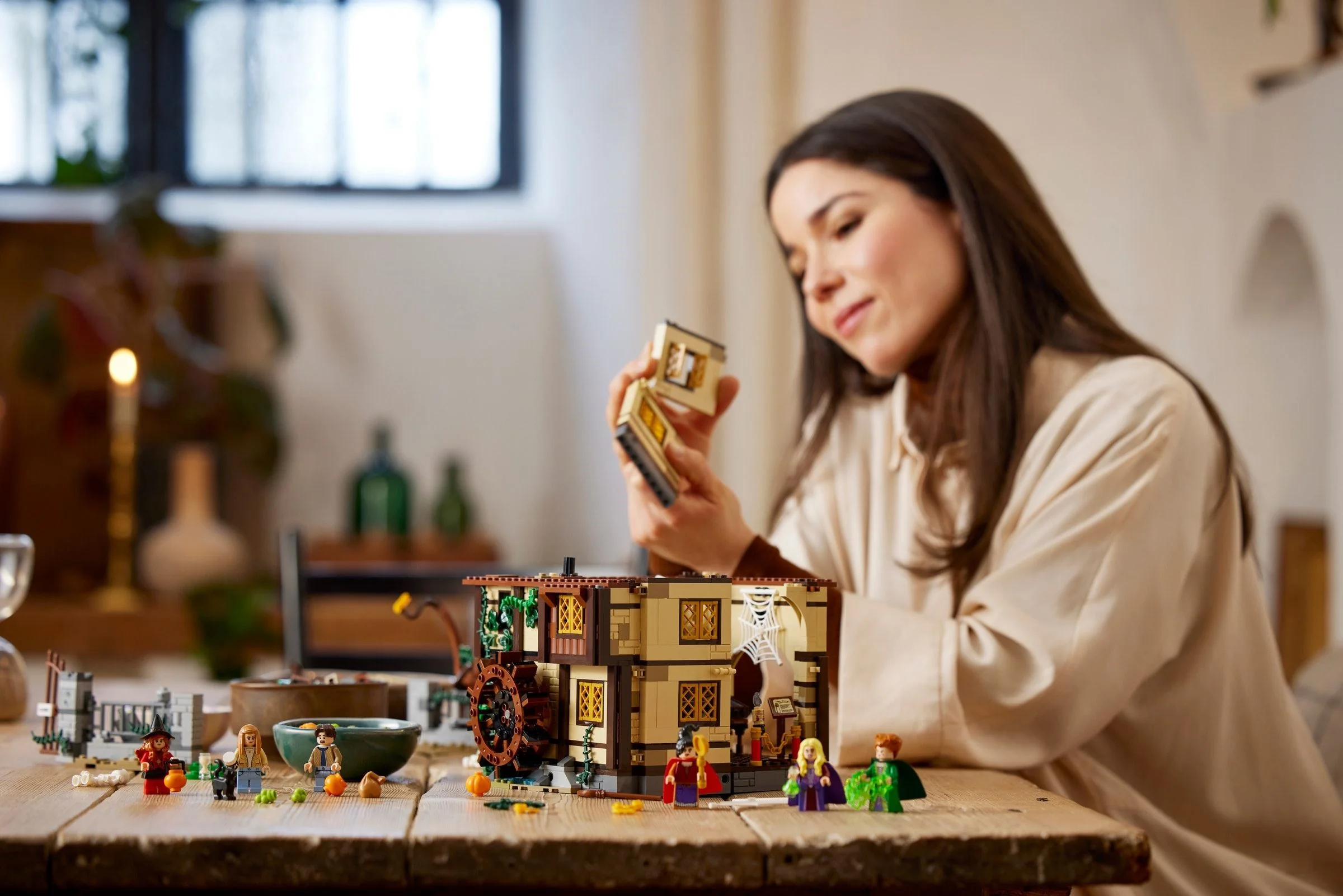 Disney Hocus Pocus: Das Hexenhaus der Sanderson-Schwestern - Thumbnail 15