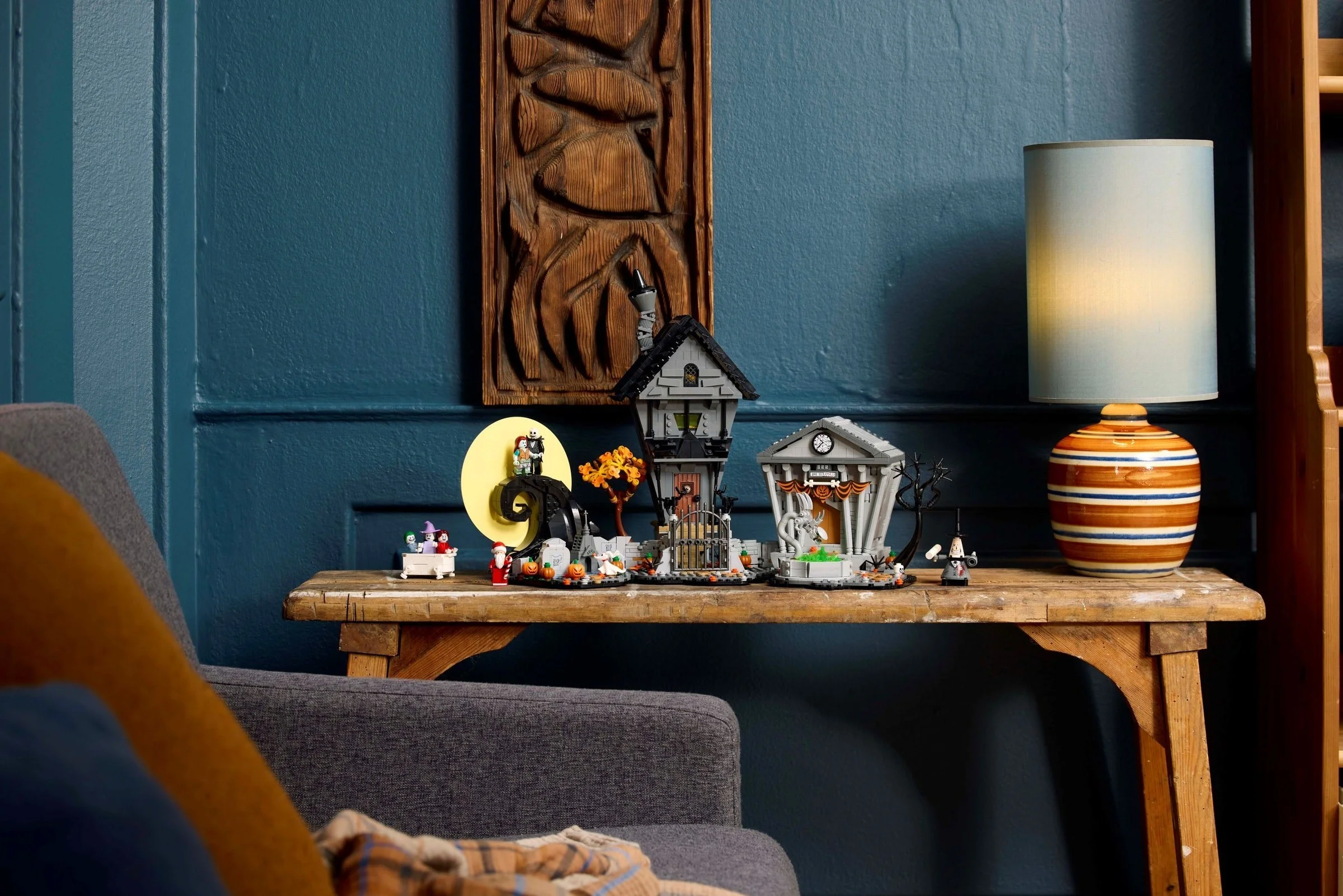 Tim Burtons Disney Film Nightmare Before Christmas - Thumbnail 3