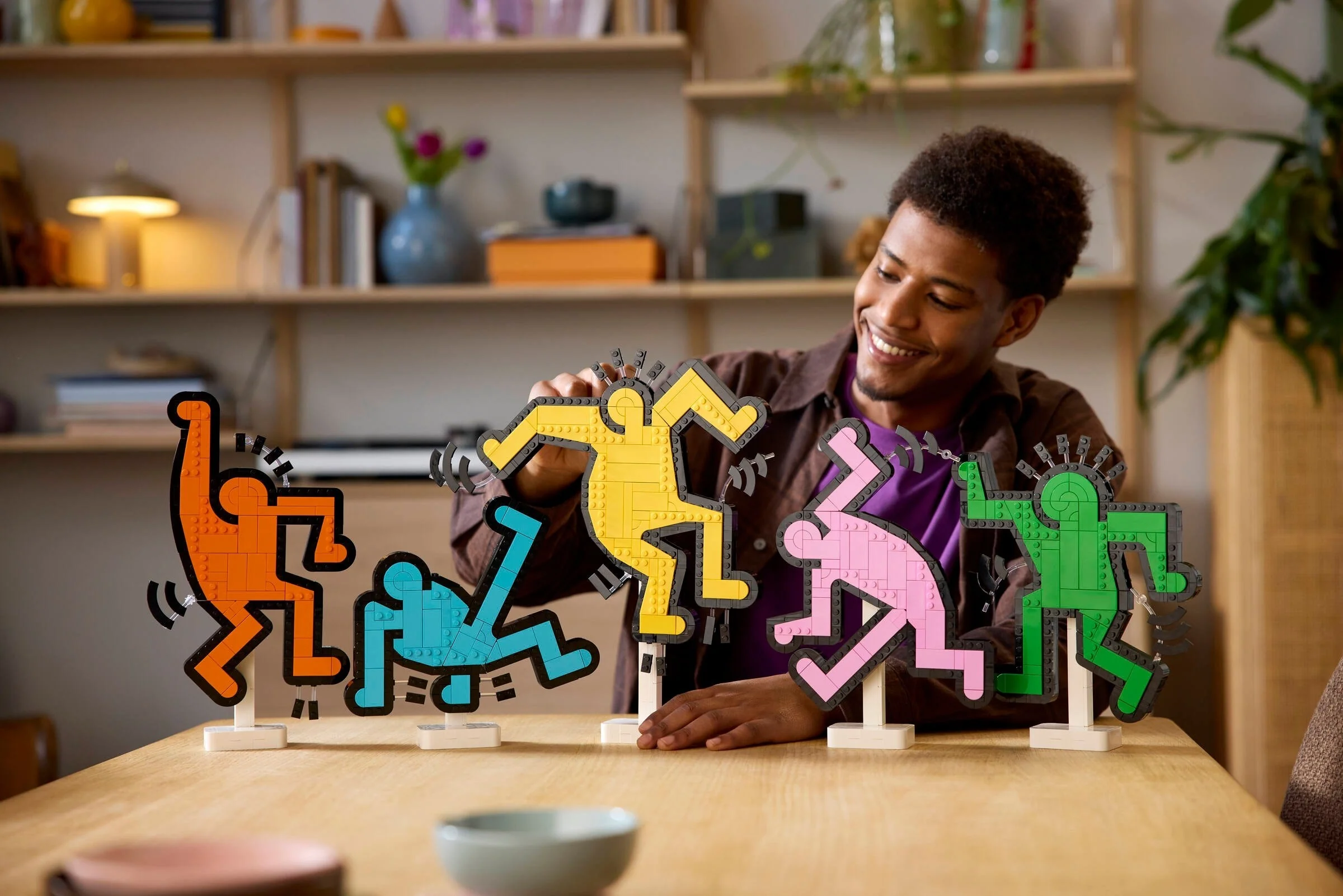 Keith Haring – Tanzende Figuren - Thumbnail 2