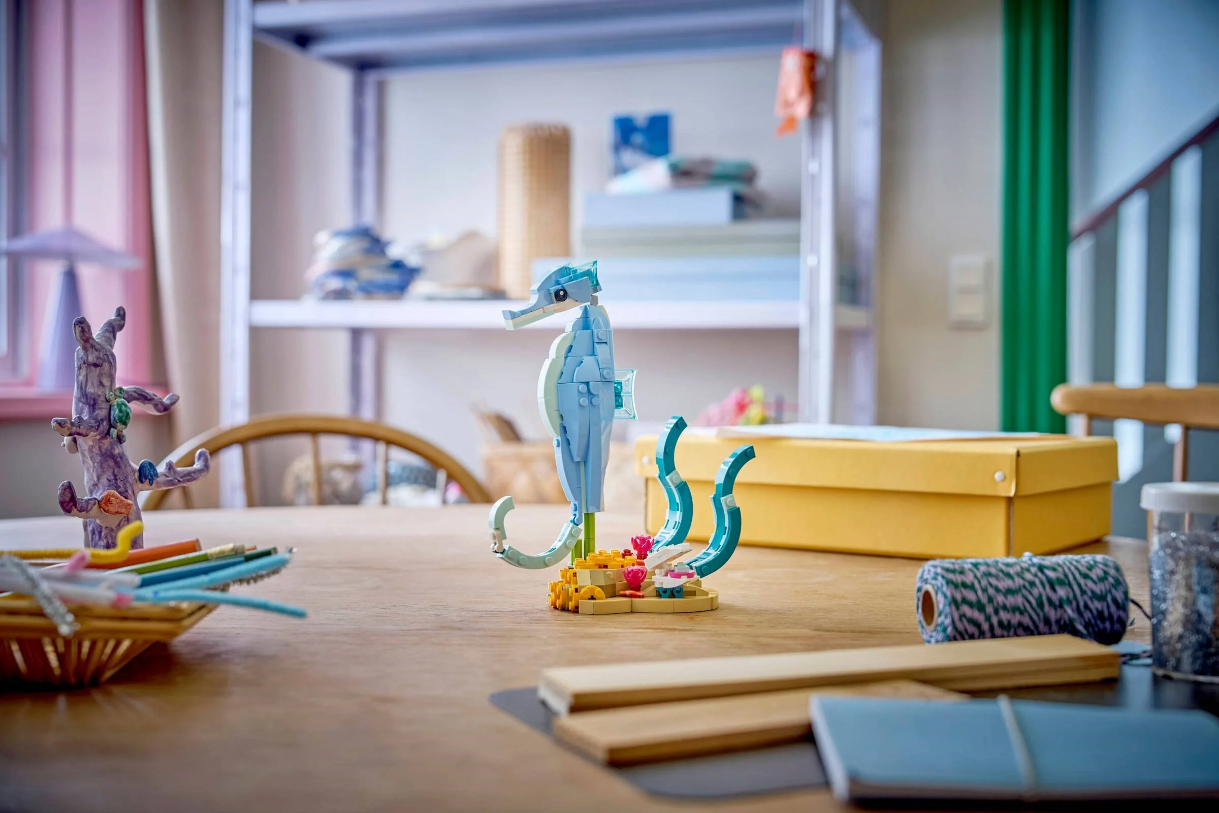 Sea Animals: Beautiful Dolphins - Thumbnail 10