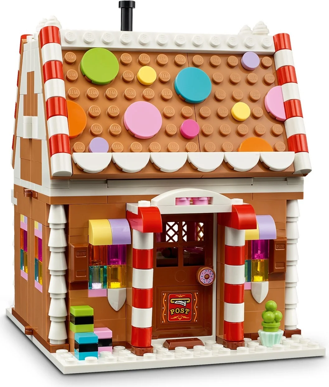 Festive Gingerbread House - Thumbnail 3