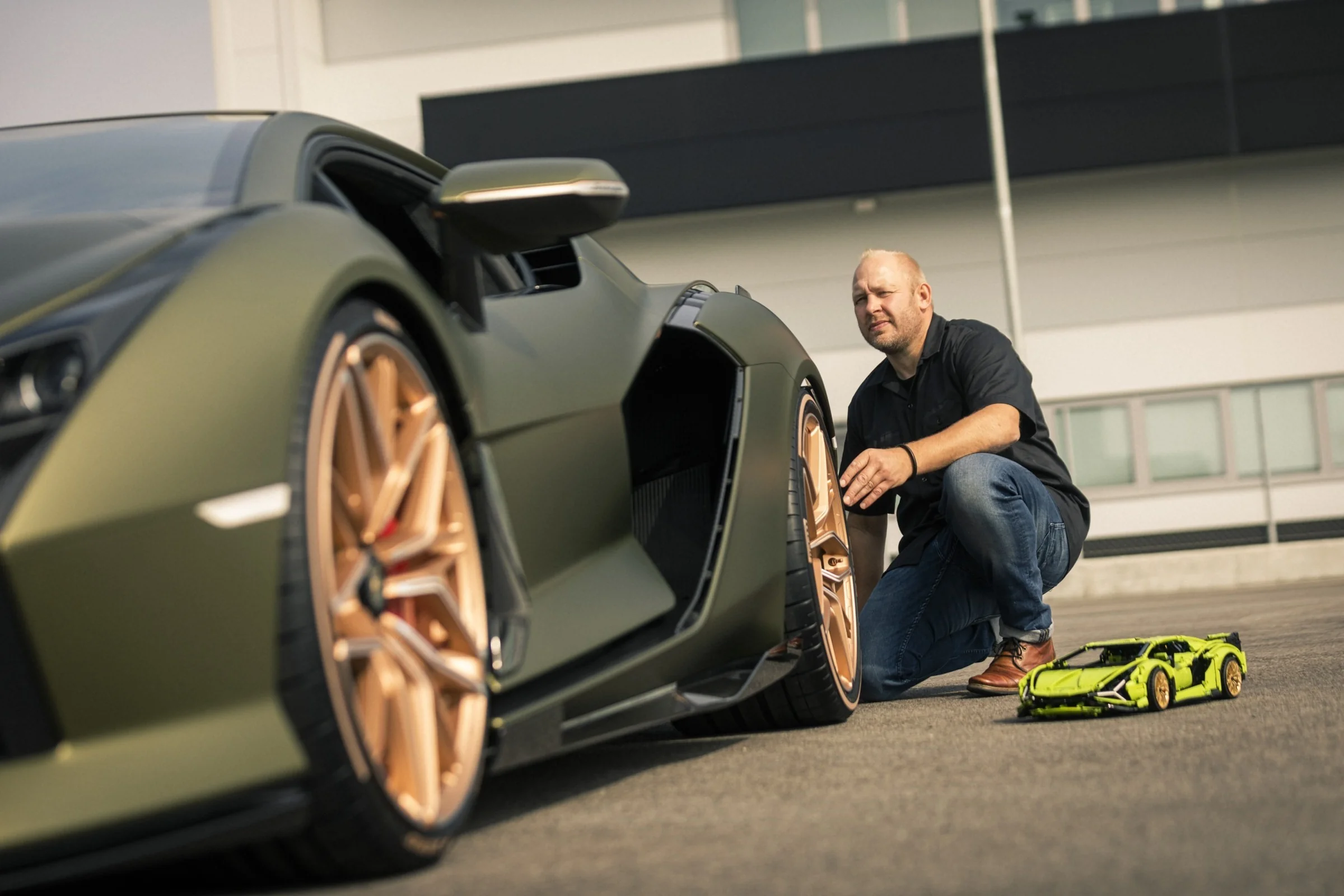 Lamborghini Sián FKP 37 - Thumbnail 15