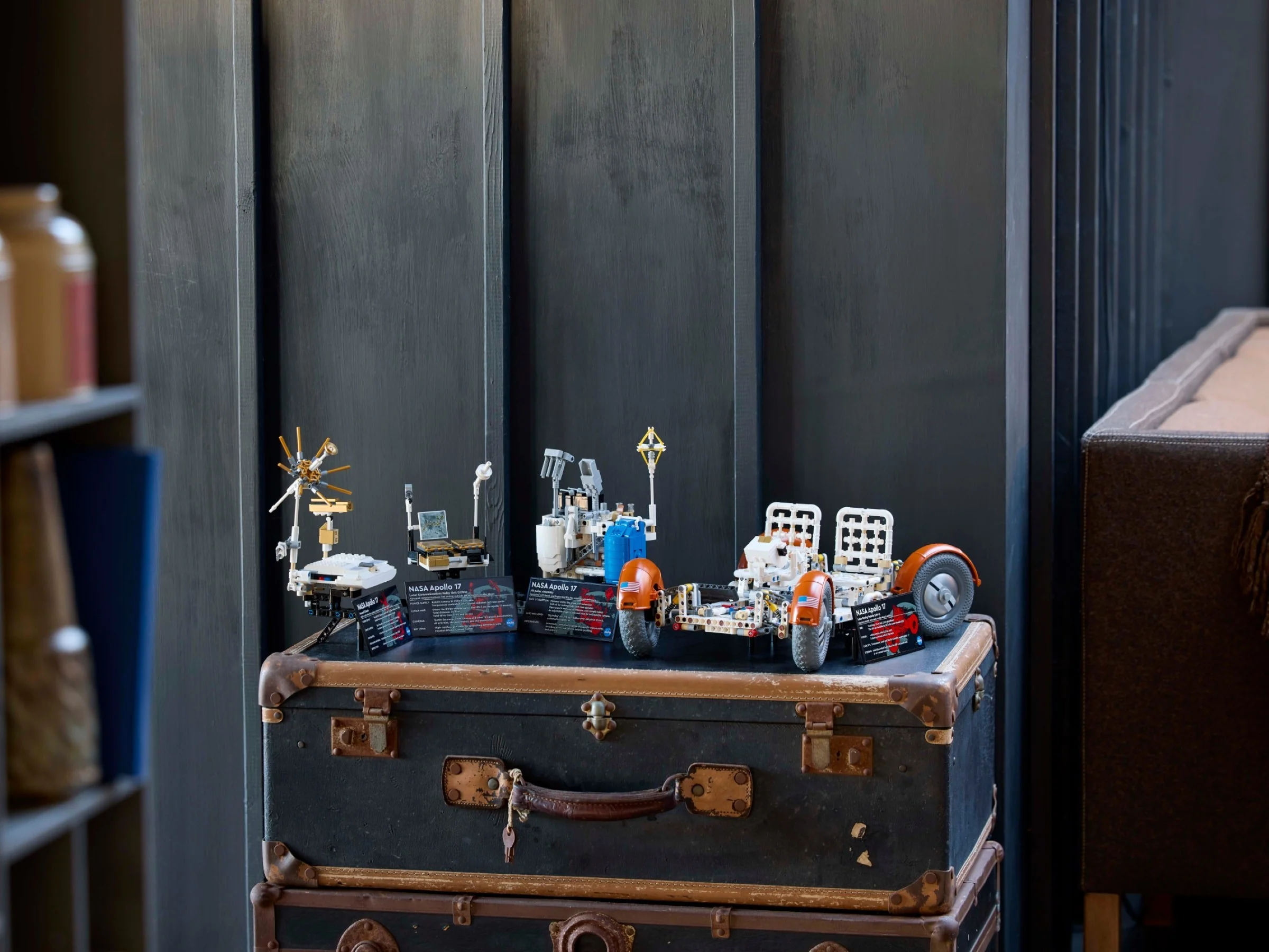 NASA Apollo Lunar Roving Vehicle (LRV) - Thumbnail 3