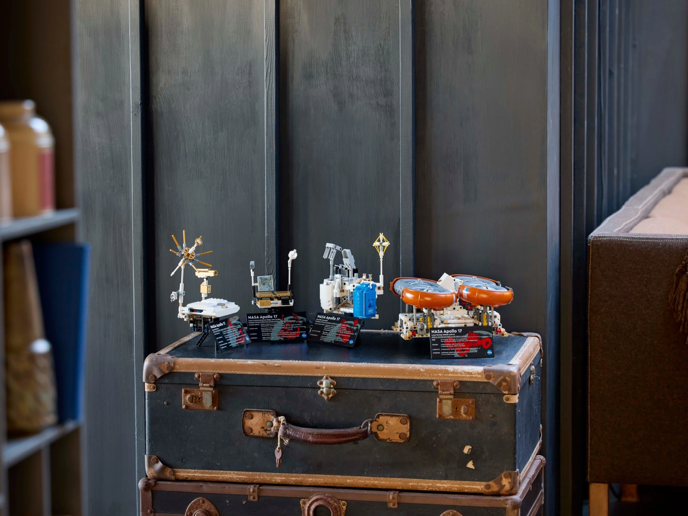 NASA Apollo Lunar Roving Vehicle (LRV) - Thumbnail 4