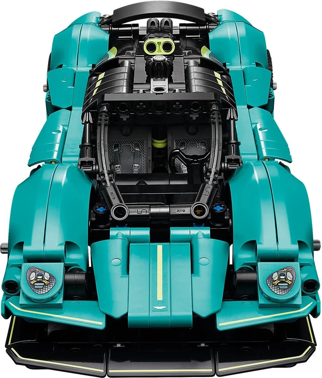 Aston Martin Valkyrie - Thumbnail 5