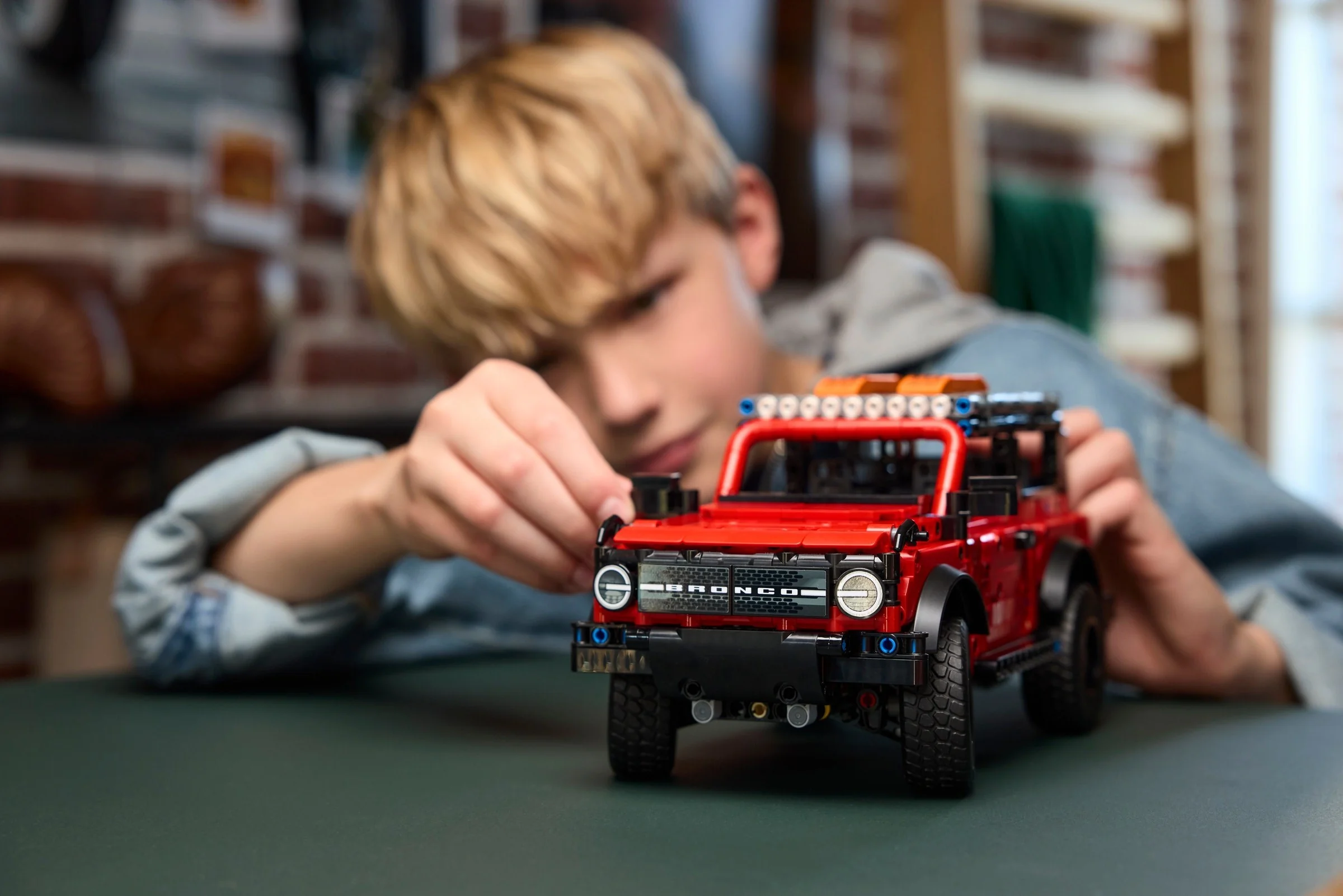 Ford Bronco® Offroader - Thumbnail 6