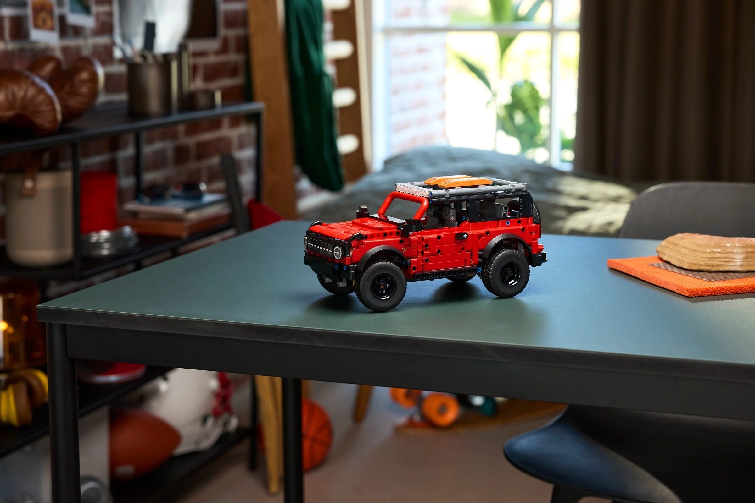 Ford Bronco® Offroader - Thumbnail 9