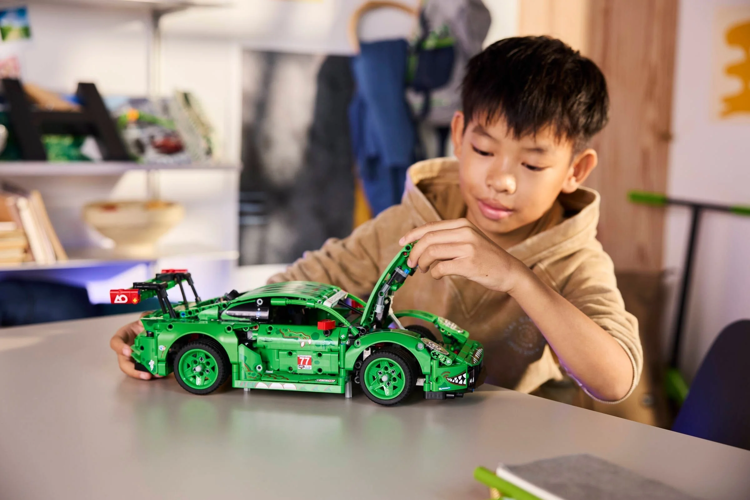 Porsche 911 - Thumbnail 4