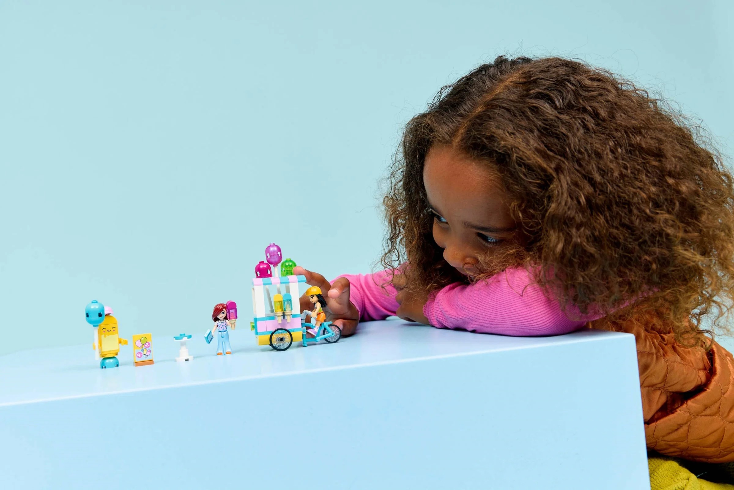 Ice Cream & Balloon Stand - Thumbnail 9