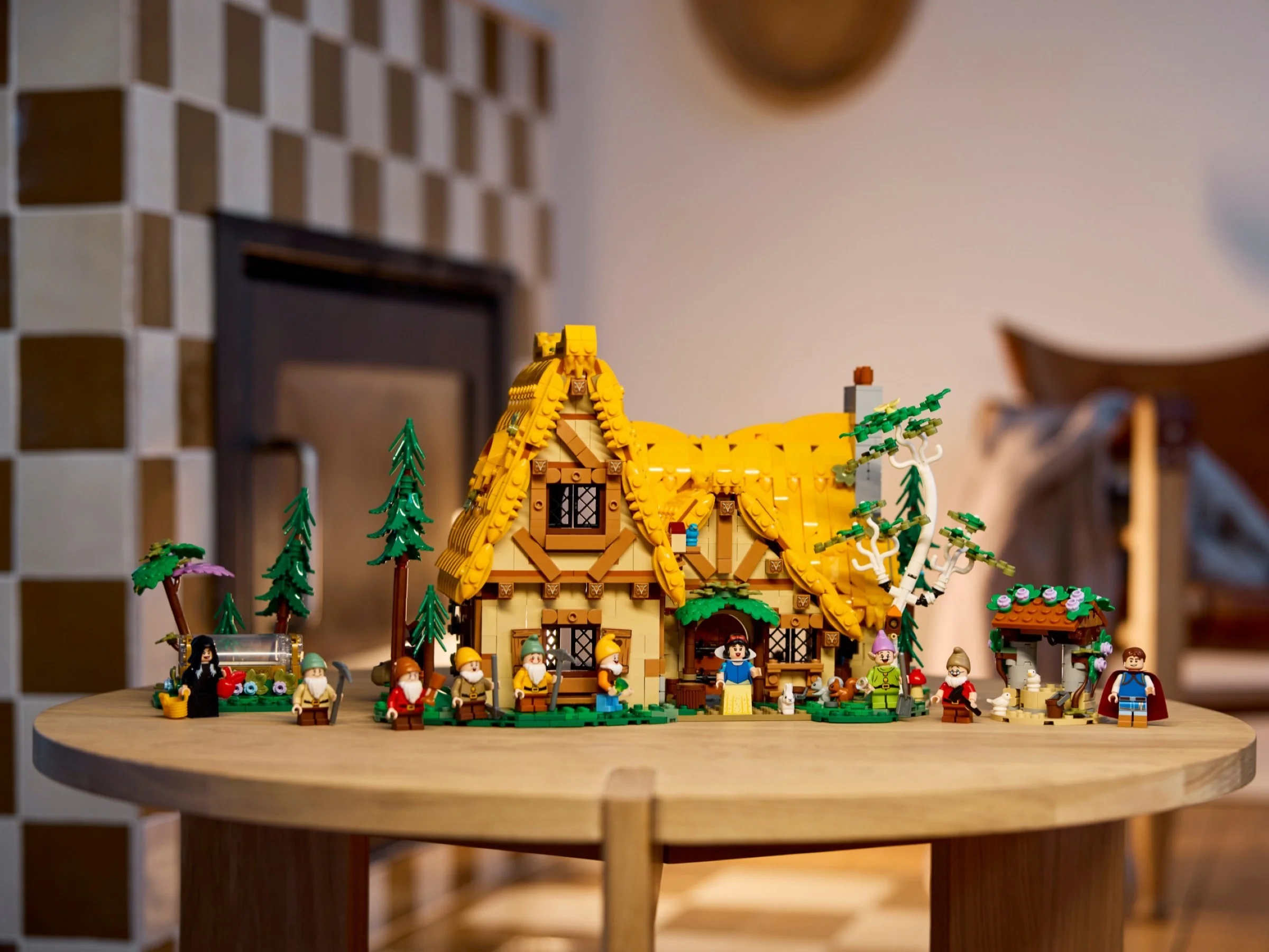 Die Hütte von Schneewittchen und den sieben Zwergen - Thumbnail 8