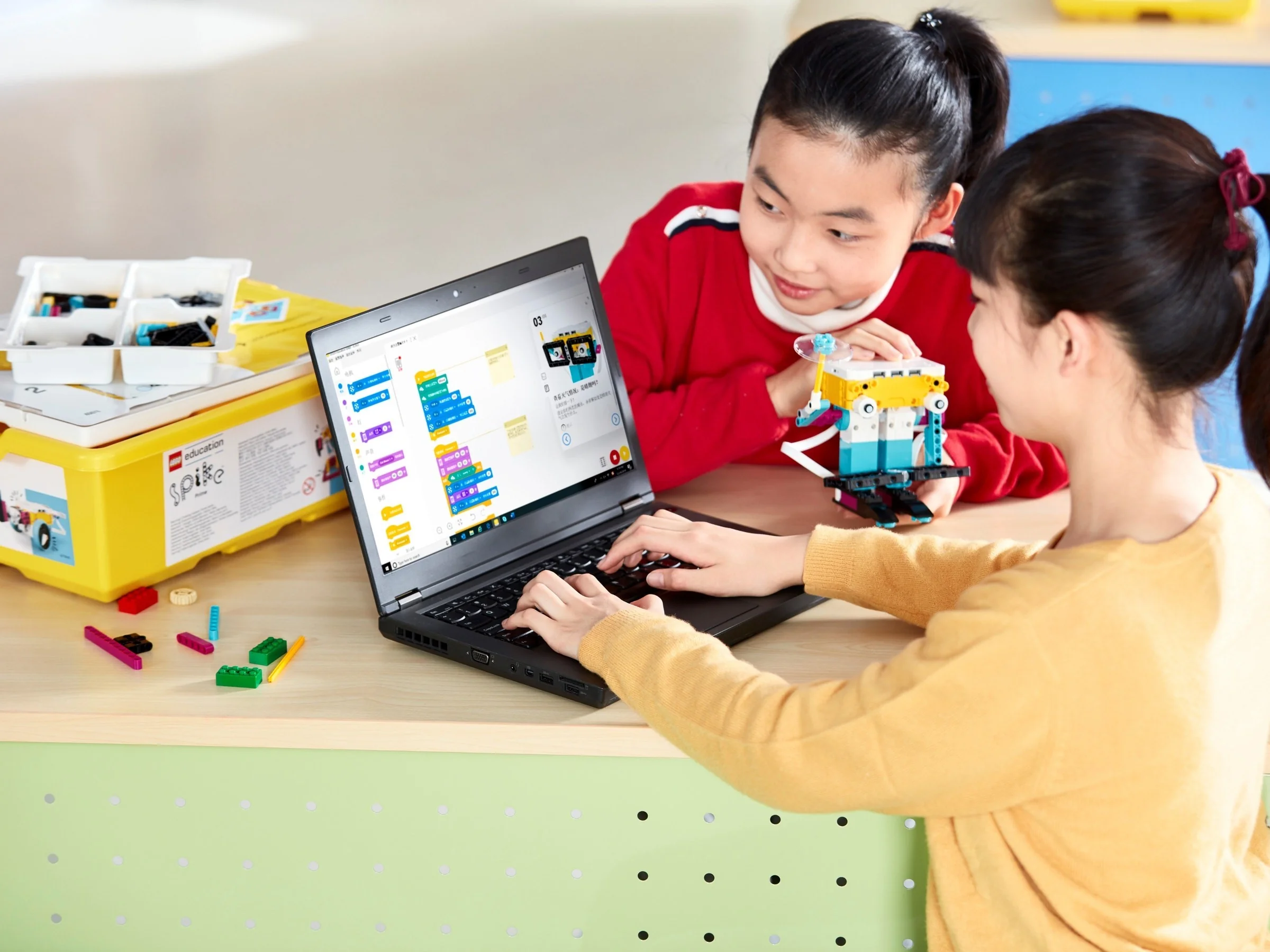 LEGO® Education SPIKE™ Prime-Set - Thumbnail 6