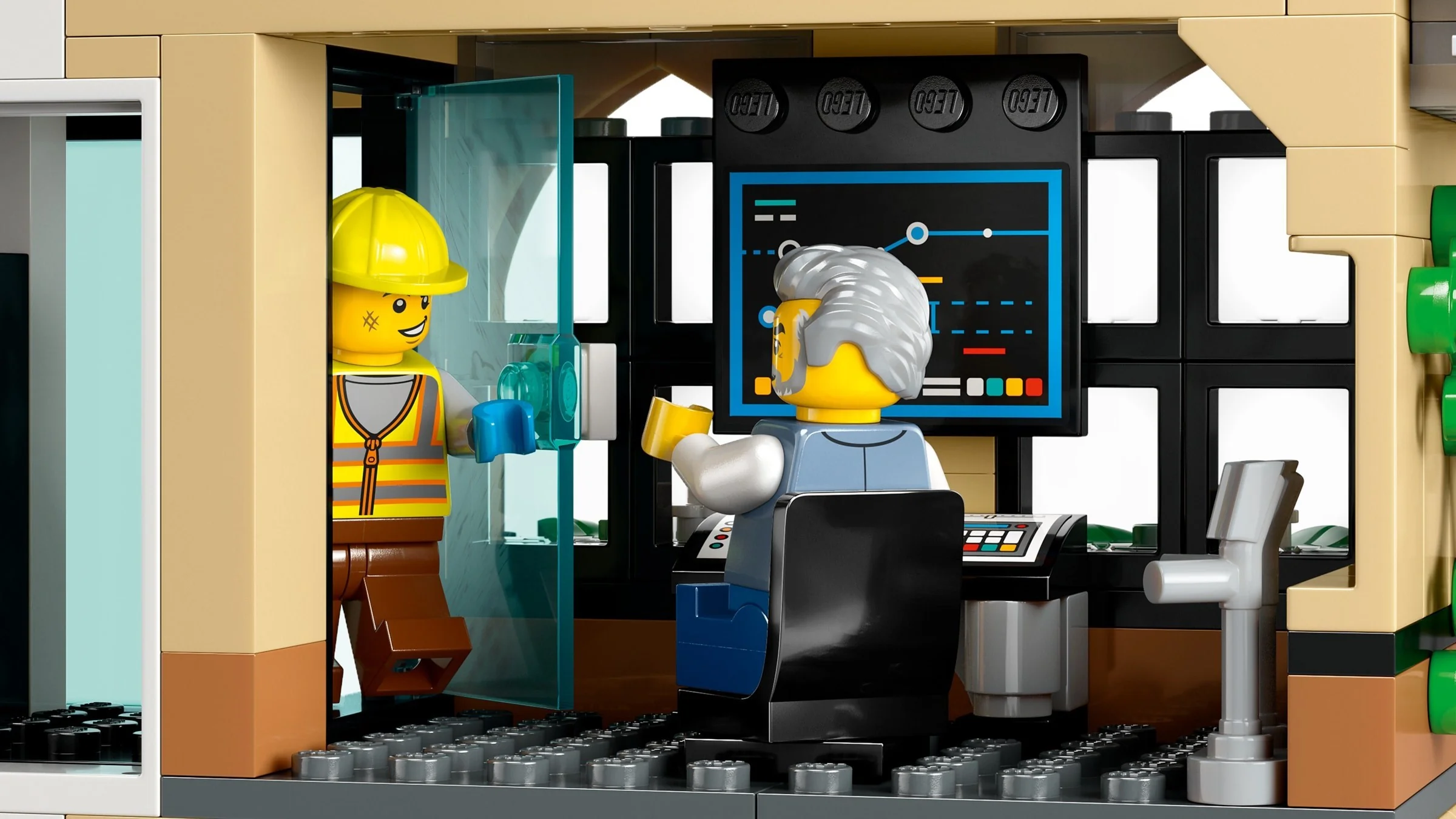 Central Train Station - Thumbnail 4