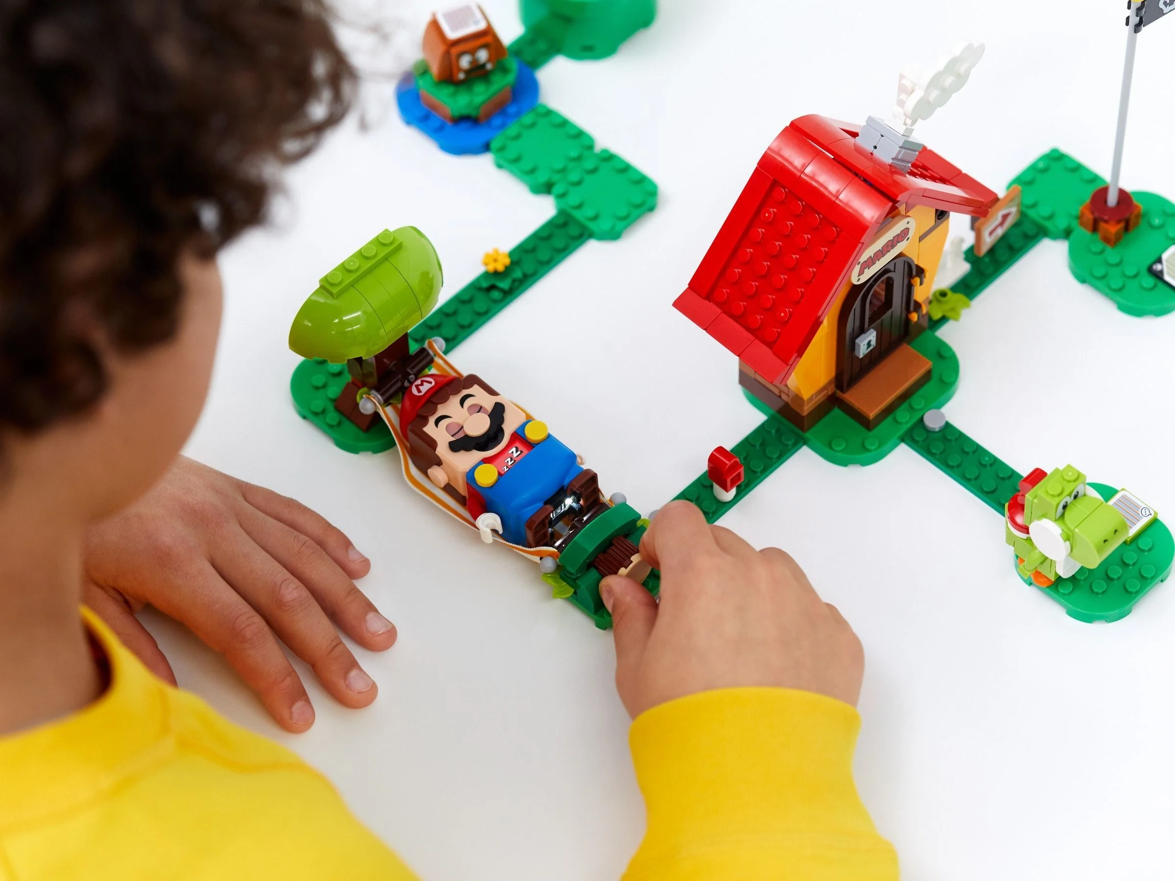 Mario's House & Yoshi Expansion Set - Thumbnail 2