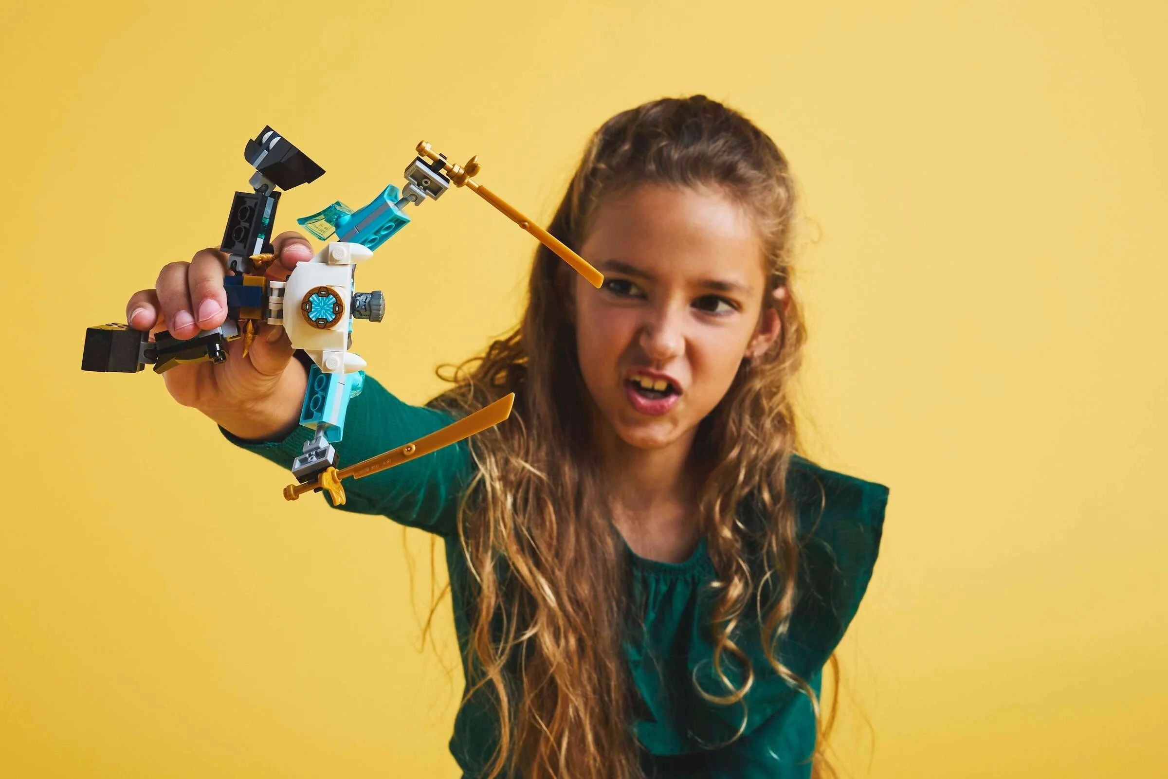 Zanes Action-Mech - Thumbnail 4