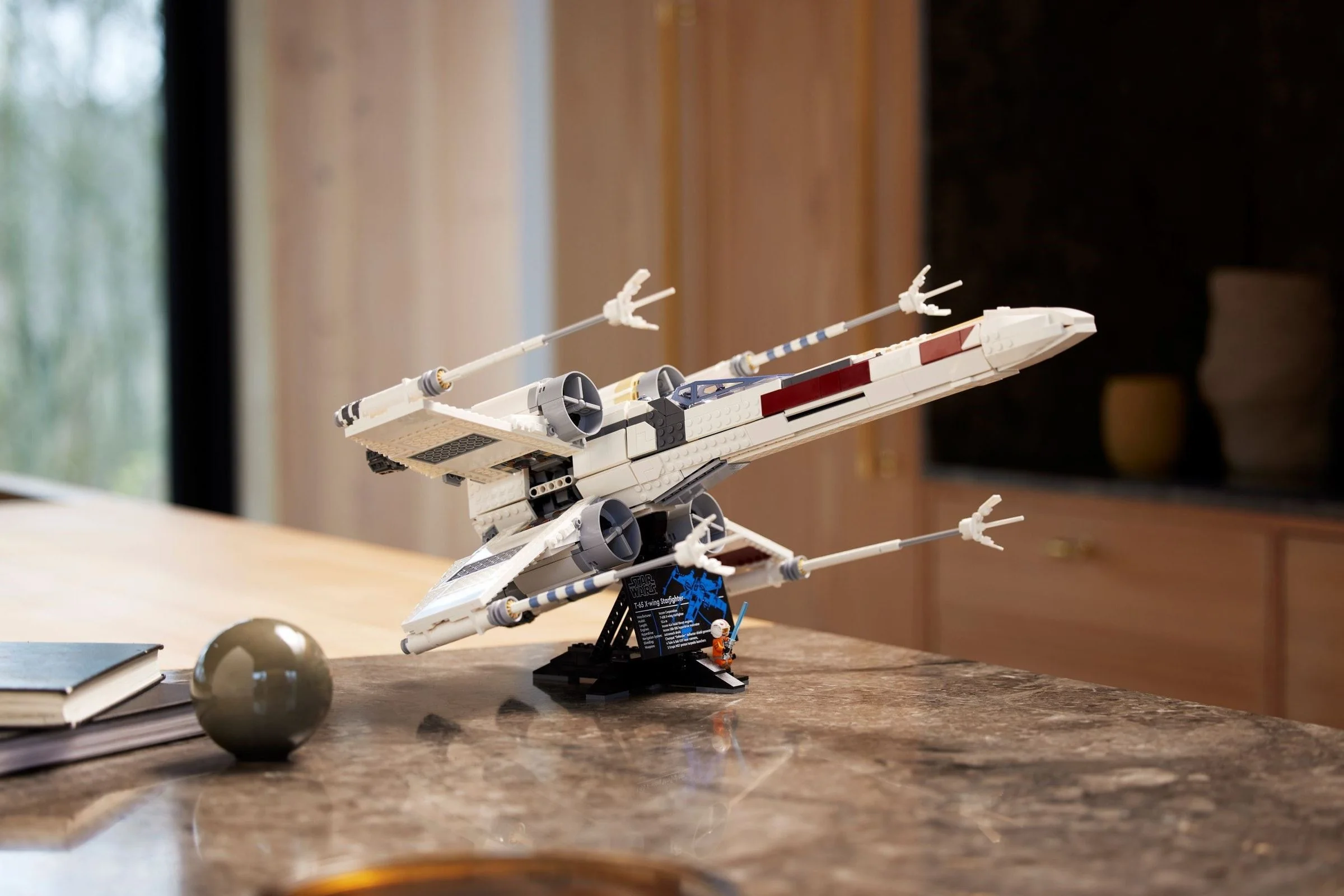 X Wing Starfighter - Thumbnail 6