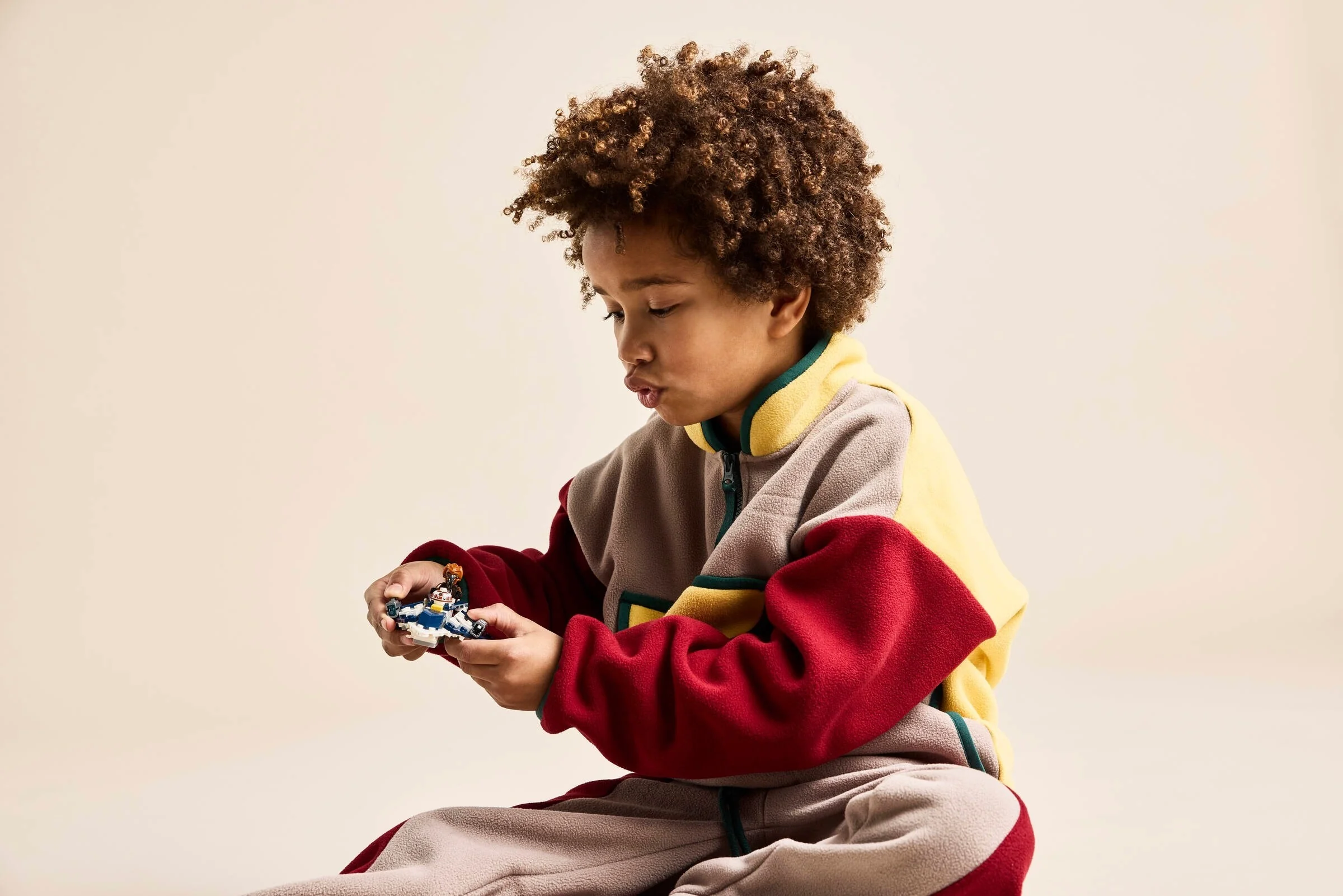 Plo Koons Jedi Starfighter™ Microfighter - Thumbnail 3