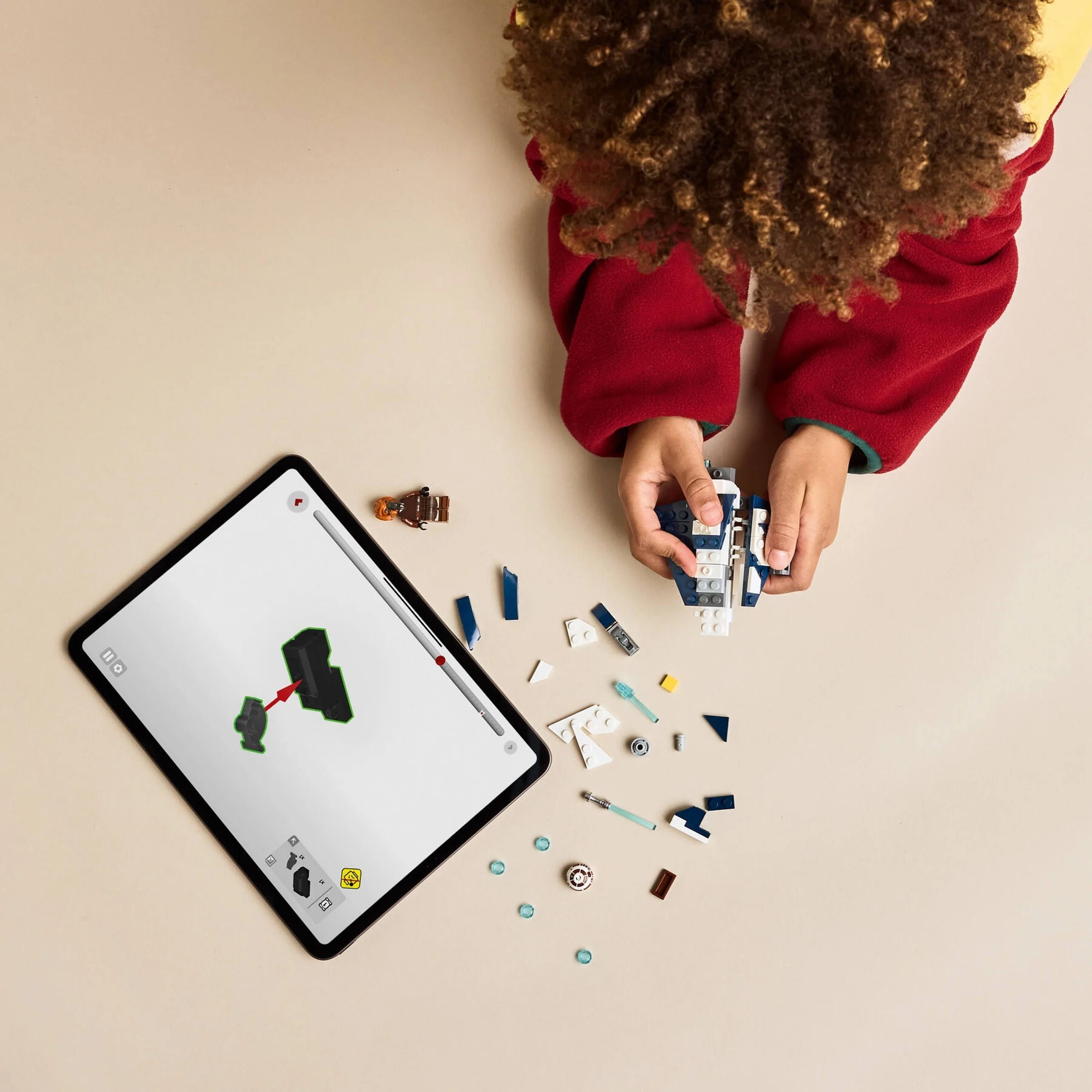 Plo Koons Jedi Starfighter™ Microfighter - Thumbnail 6