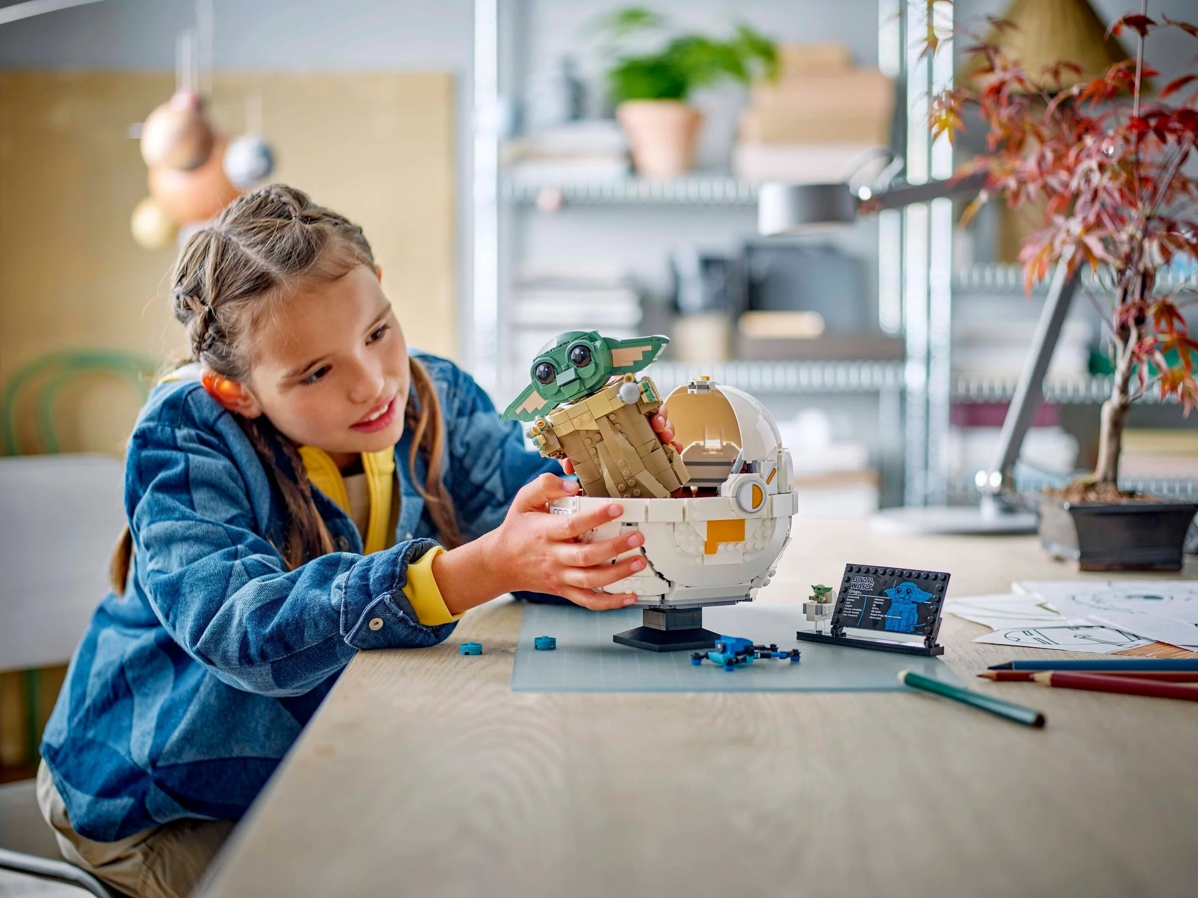 Grogu™ in seiner Repulsorwiege - Thumbnail 7