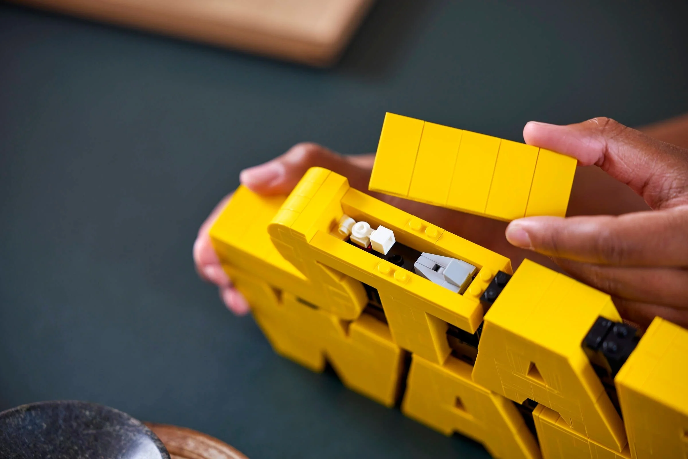 Brick Built Star Wars Logo - Thumbnail 2