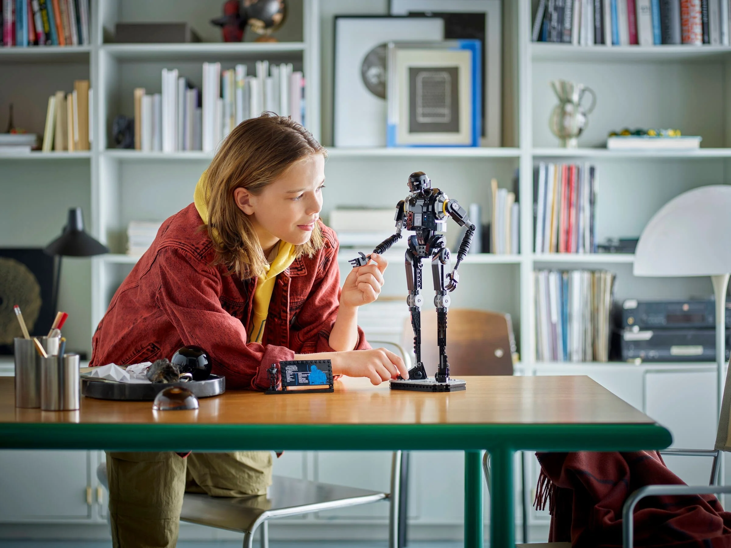 K 2So Security Droid - Thumbnail 3