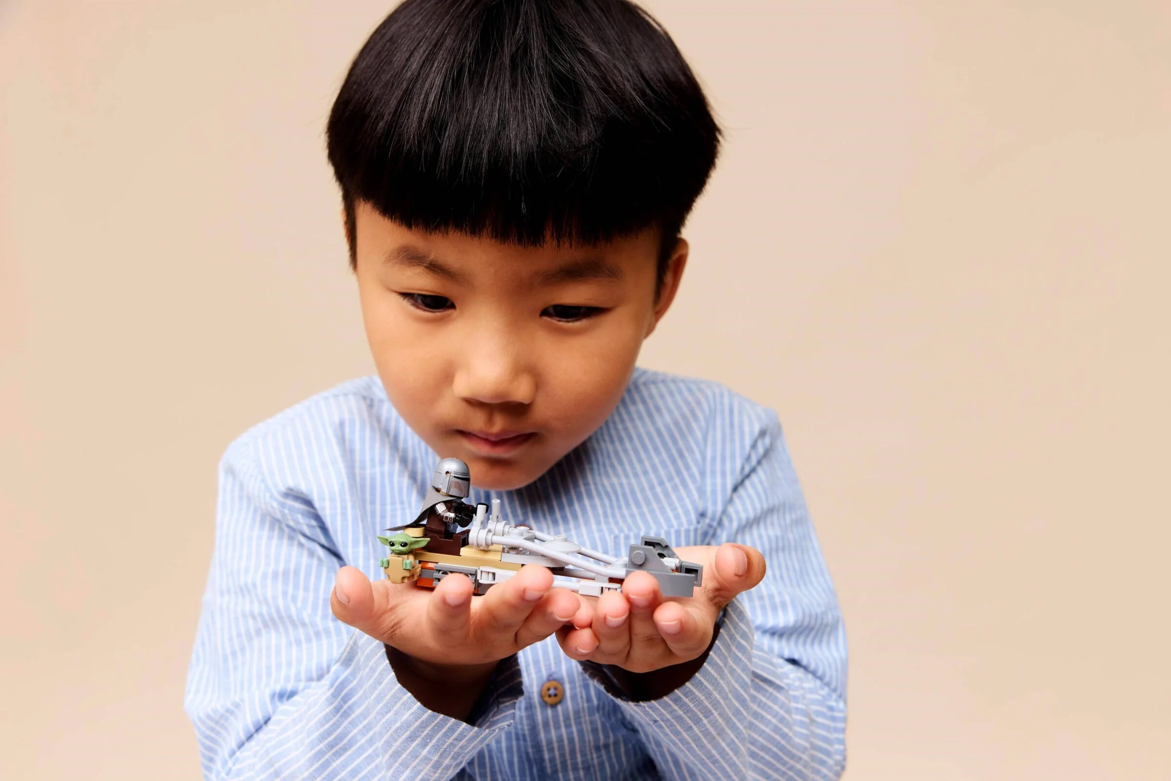 The Mandalorian & Grogu's Speeder Bike - Thumbnail 9