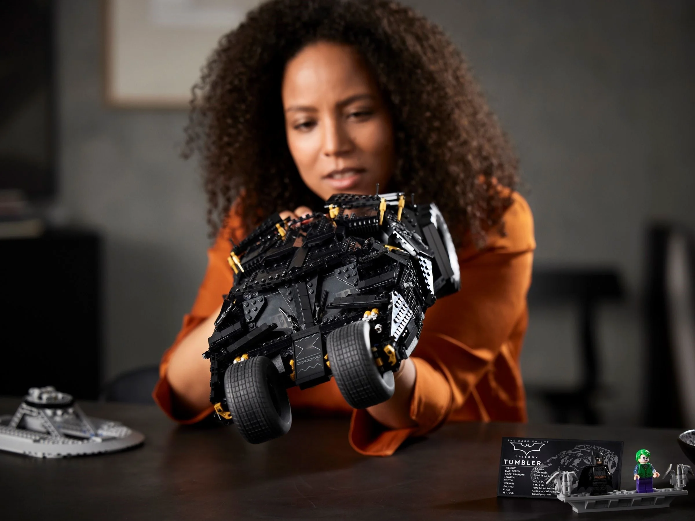 Batmobile Tumbler - Thumbnail 3