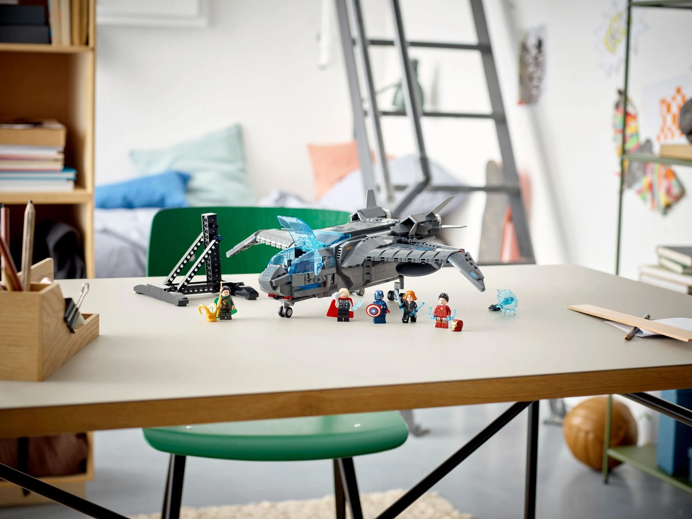 The Avengers Quinjet - Thumbnail 6