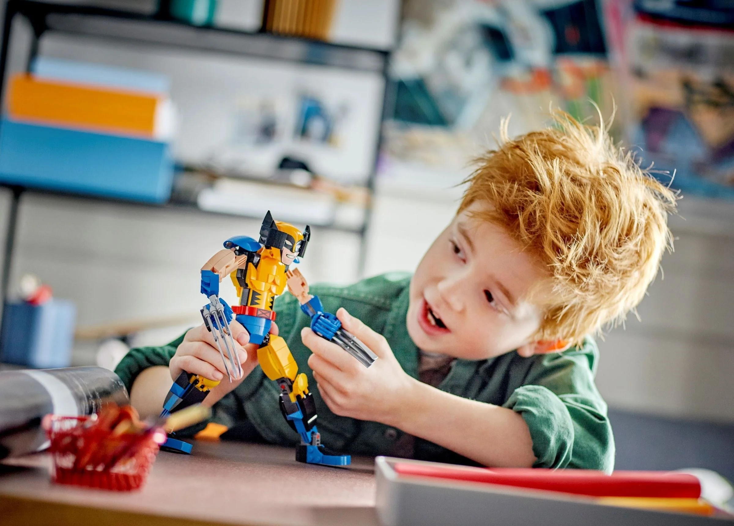 Wolverine Construction Figure - Thumbnail 2