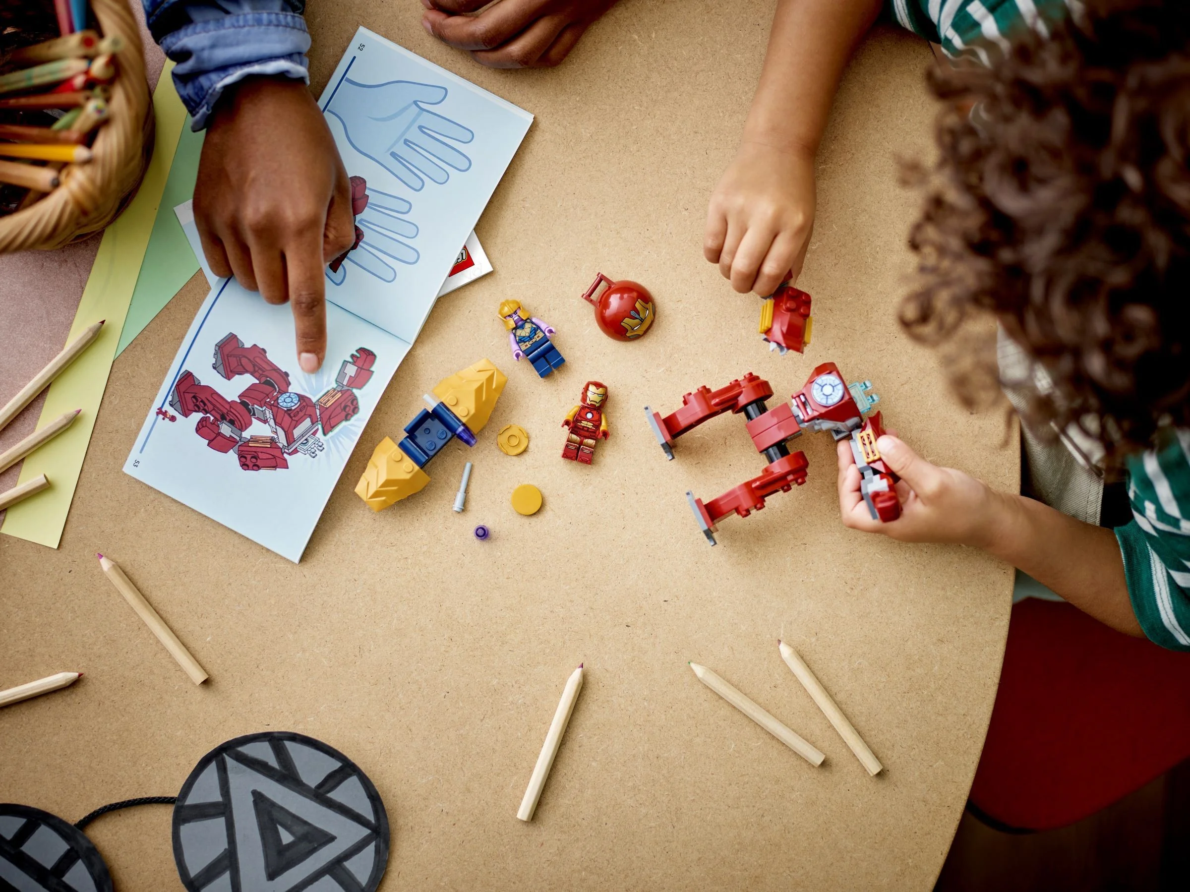 Iron Man Hulkbuster vs. Thanos - Thumbnail 6