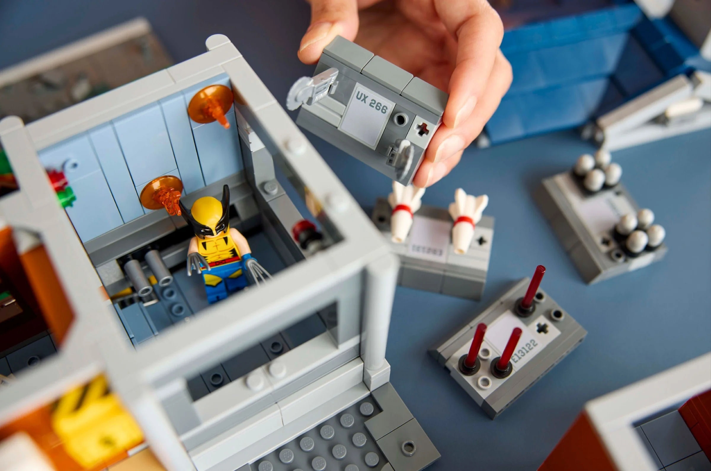 X-Men: X-Mansion - Thumbnail 16