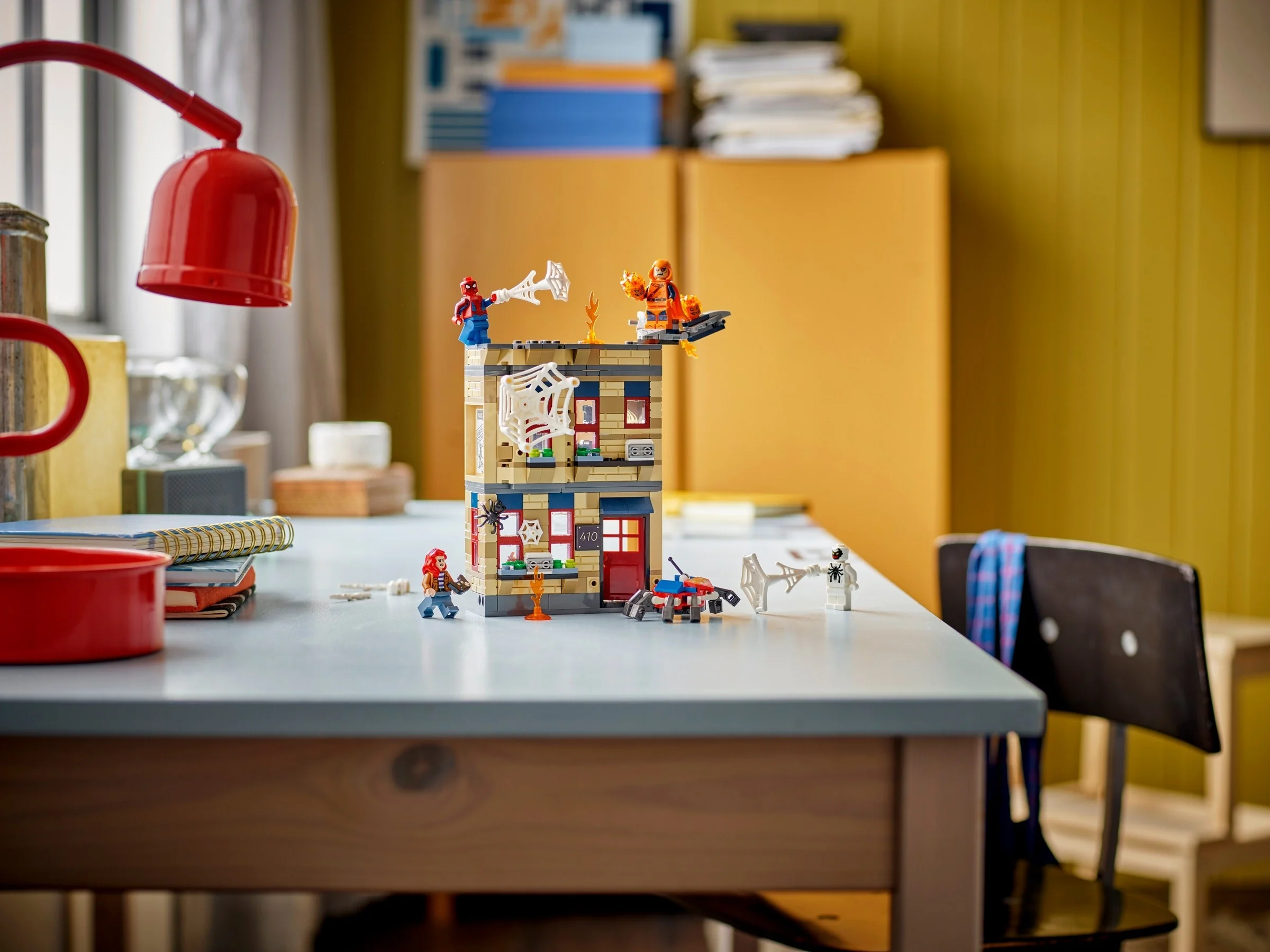 Peter Parkers Wohnung - Thumbnail 5