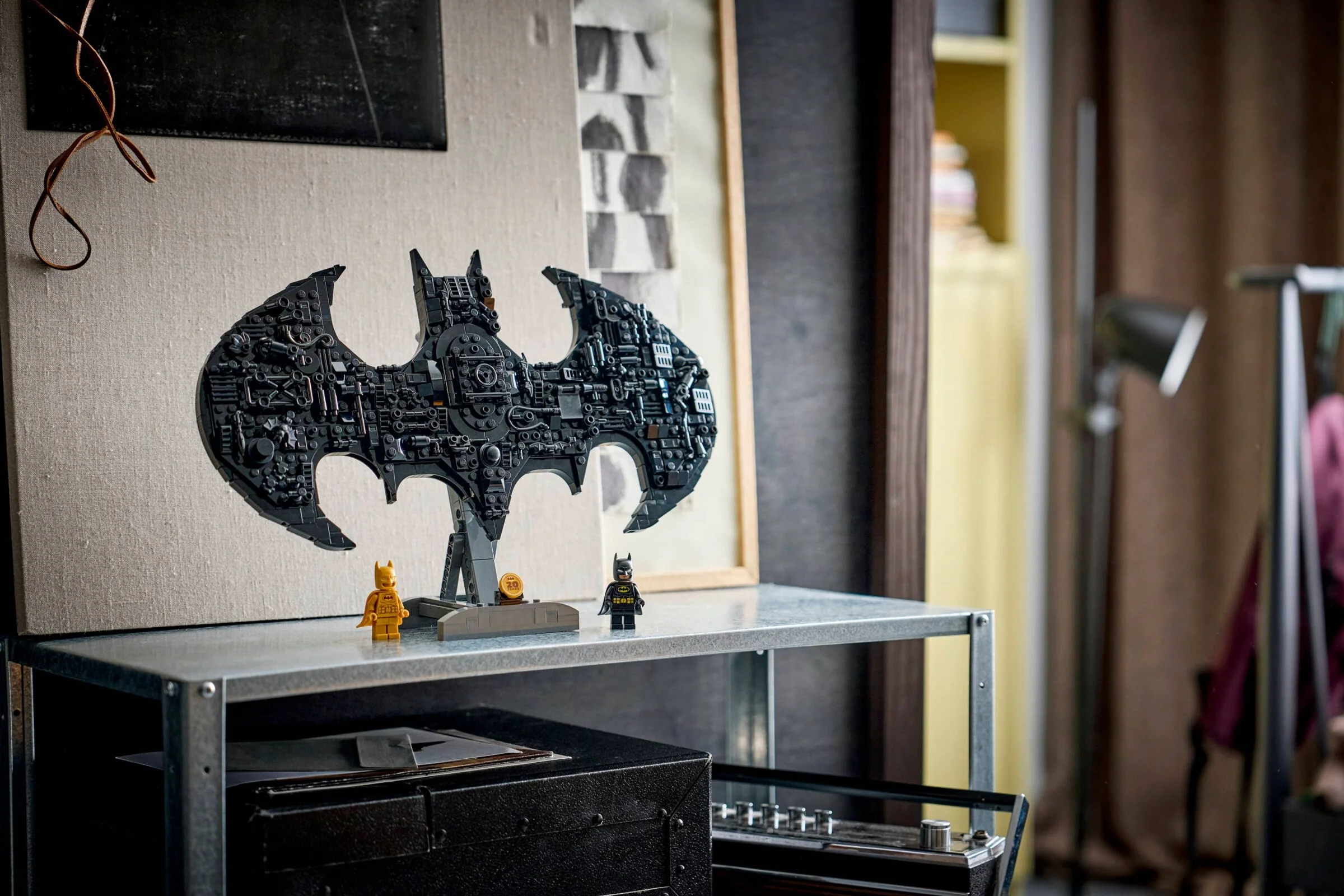 Batman™ Logo - Thumbnail 3