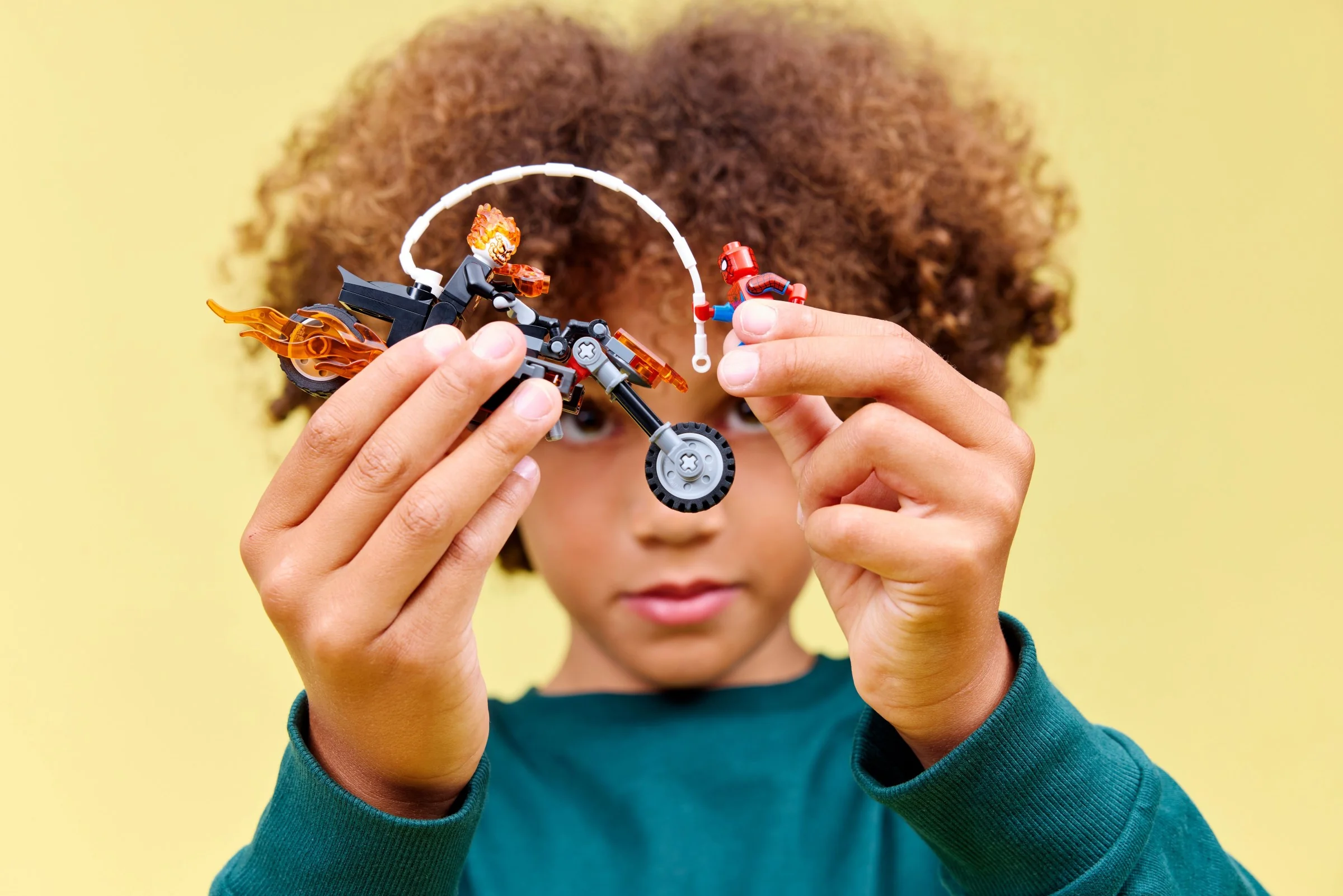 Spider-Man vs. Ghost Rider auf seinem Motorrad - Thumbnail 10