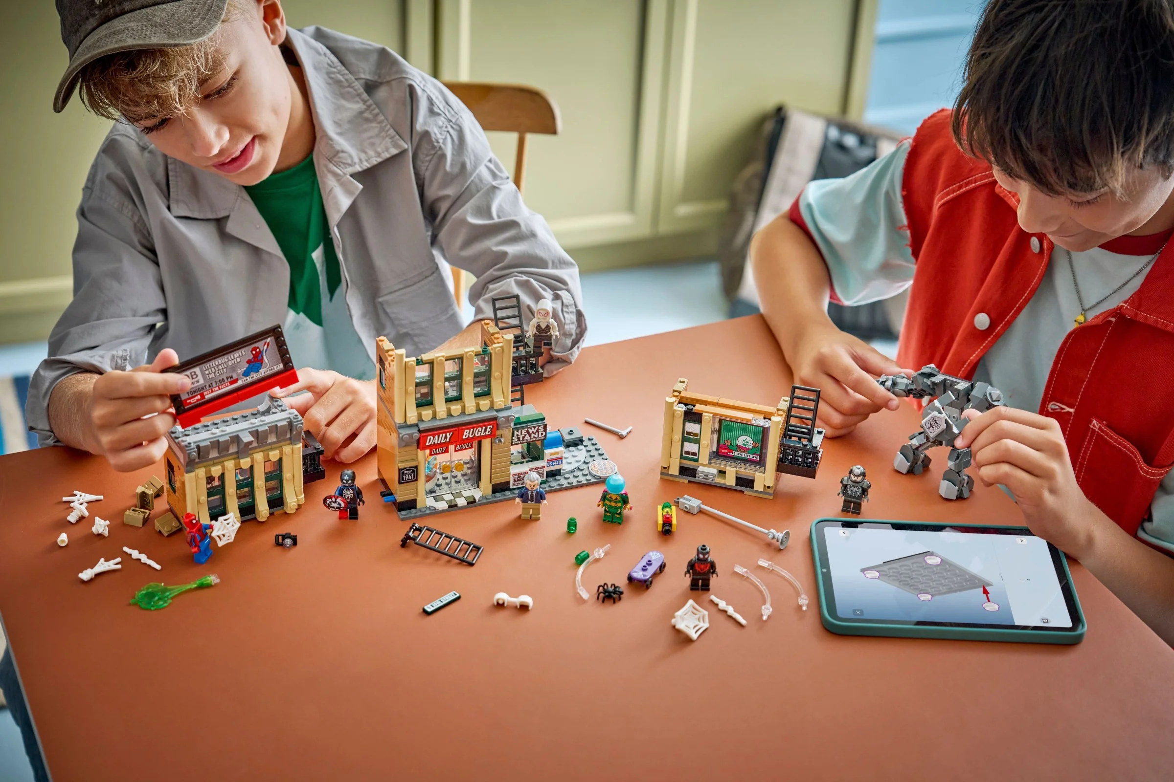 Spider-Man vs. Mysterio: - Thumbnail 19