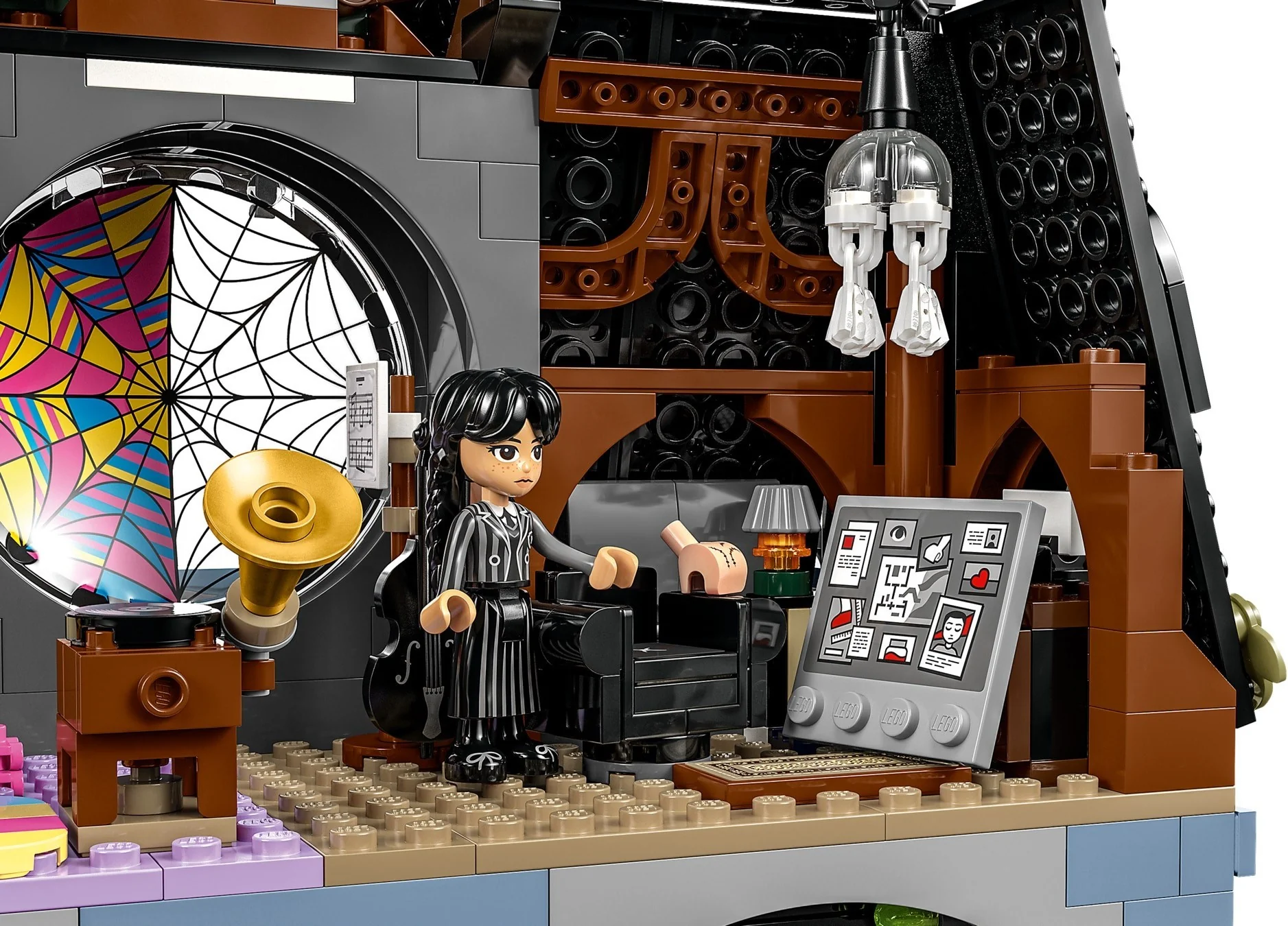 Wednesdays und Enids Zimmer im Studentenwohnheim - Thumbnail 6