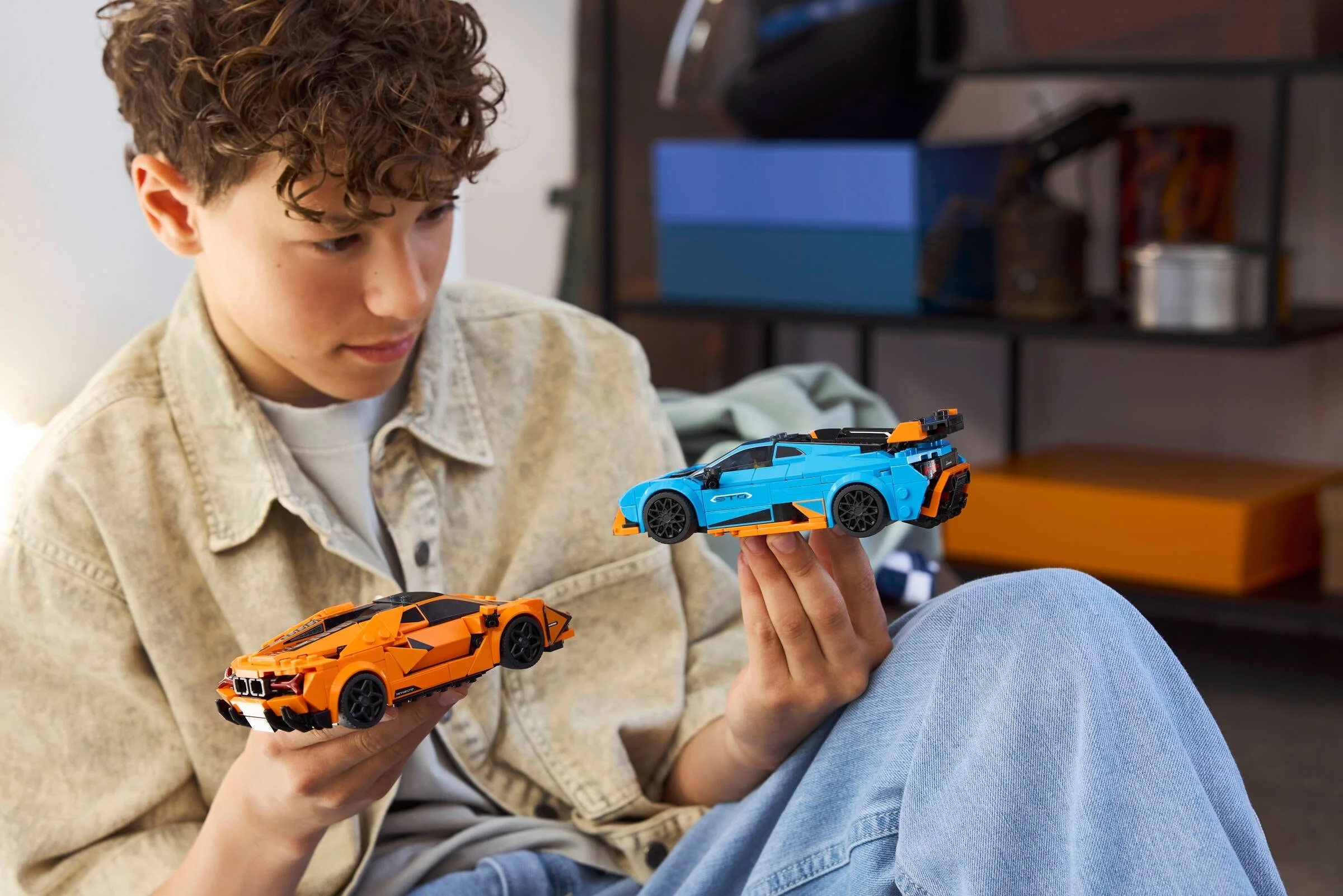 Lamborghini Revuelto und Huracán STO - Thumbnail 2